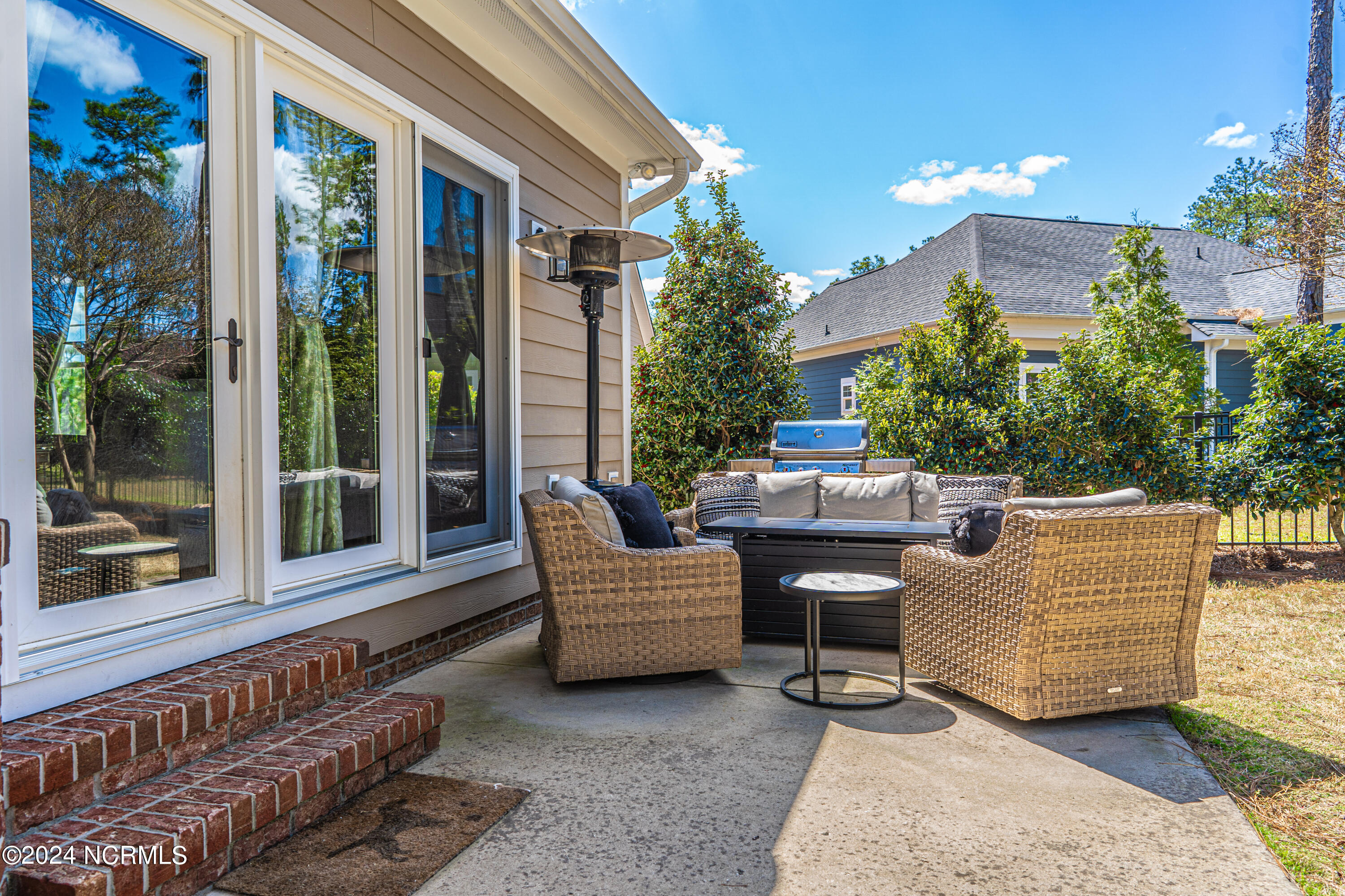 130 S Bracken Fern Lane