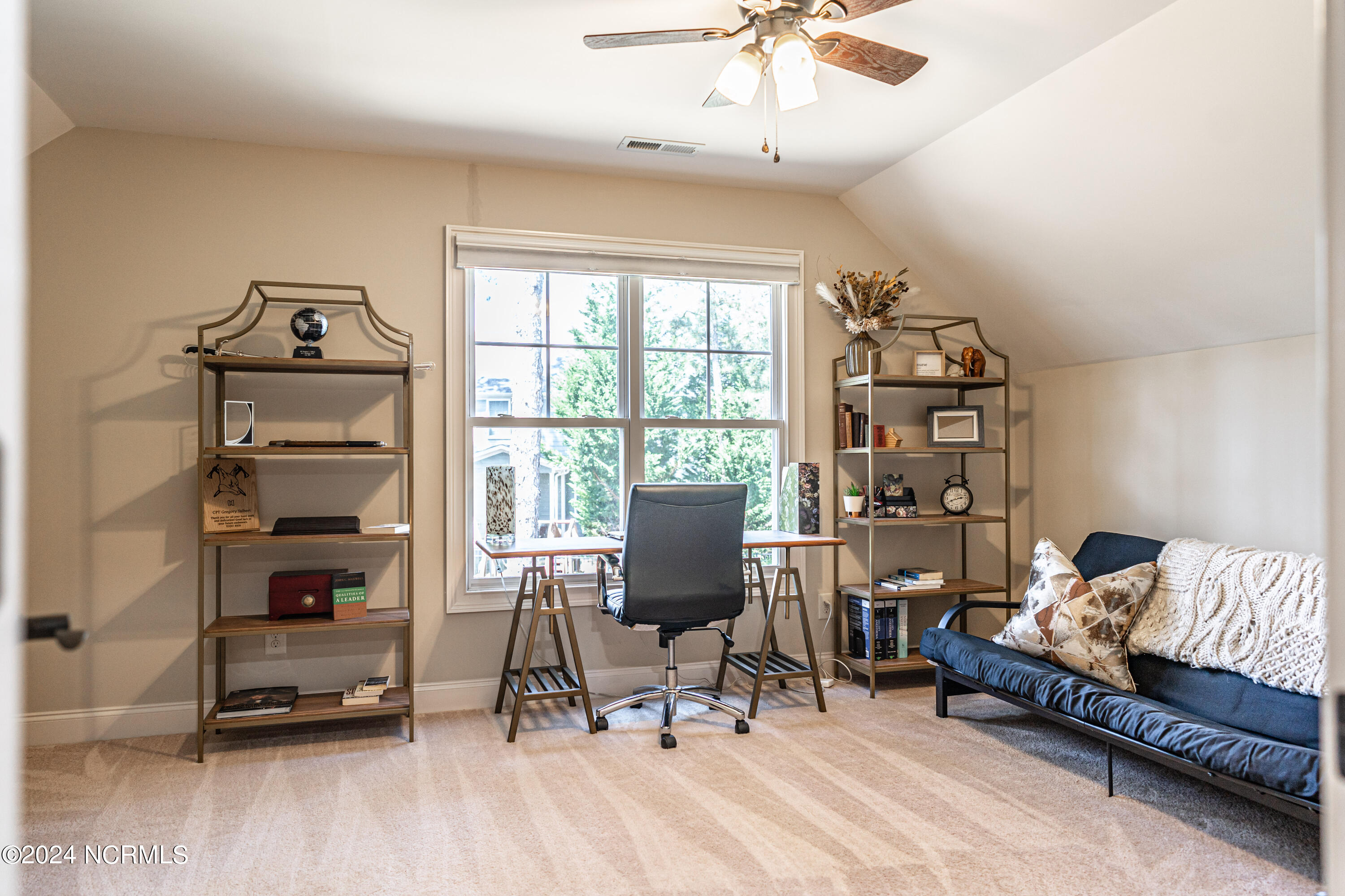 130 S Bracken Fern Lane