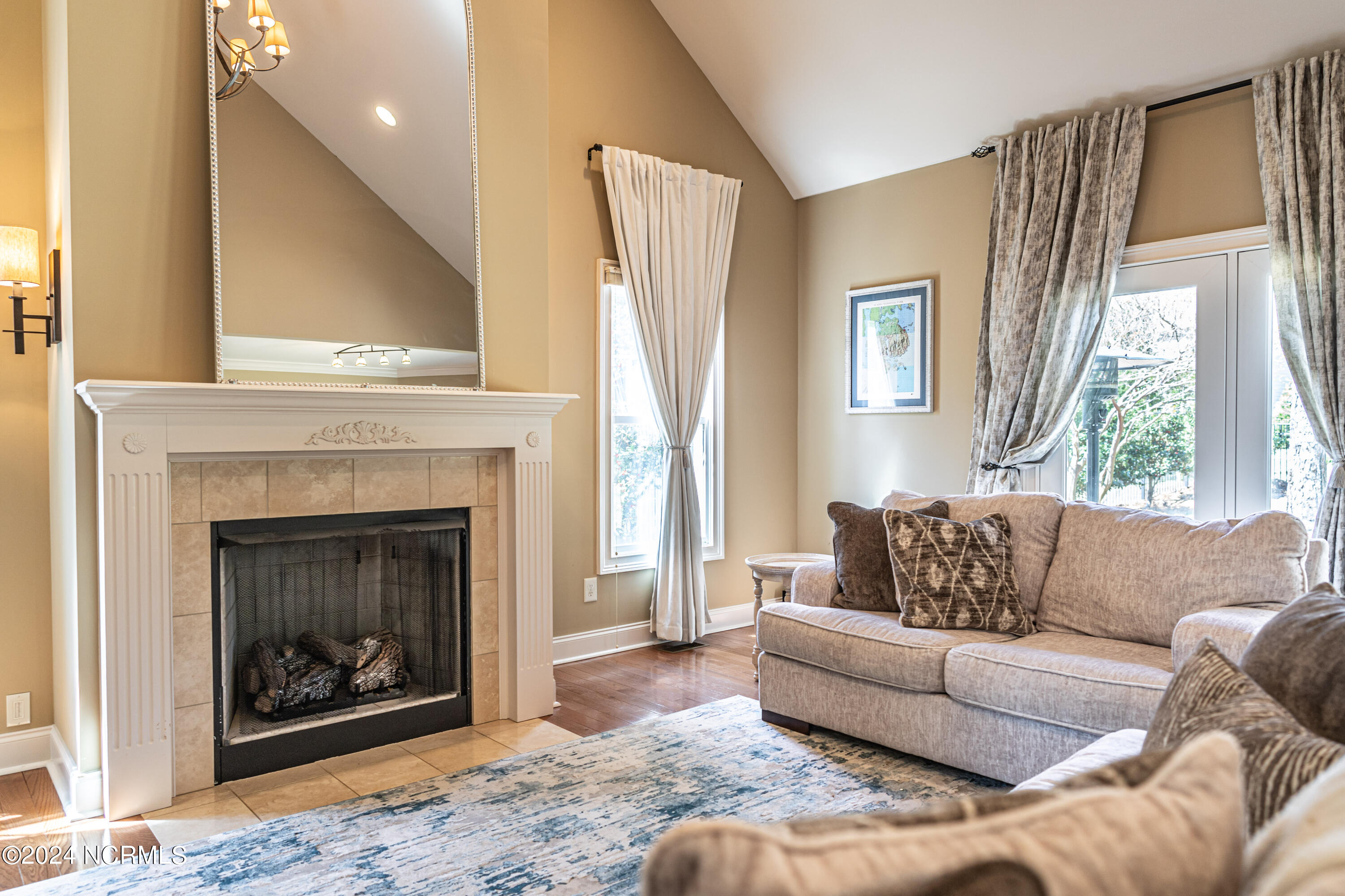 130 S Bracken Fern Lane