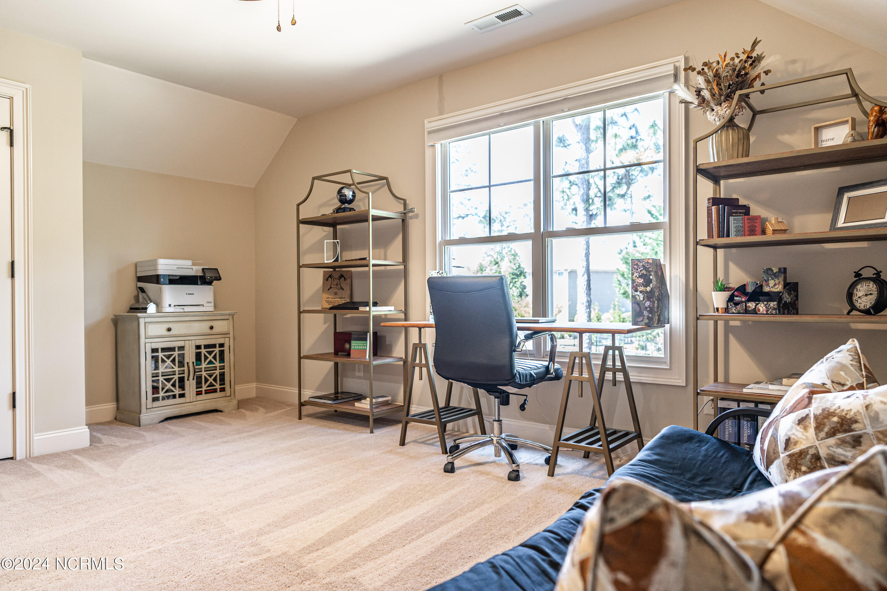 130 S Bracken Fern Lane