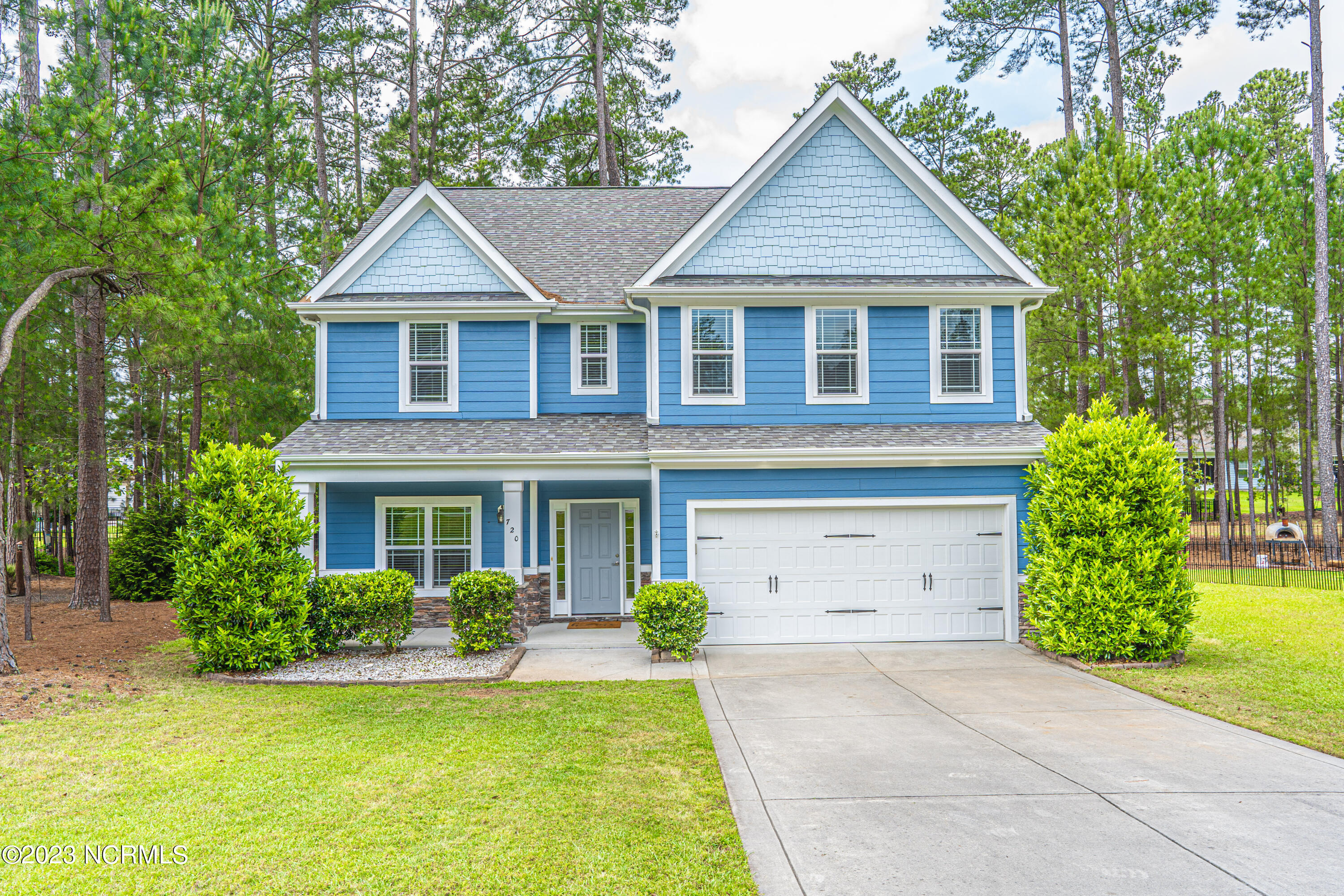 720 Legacy Lakes Way