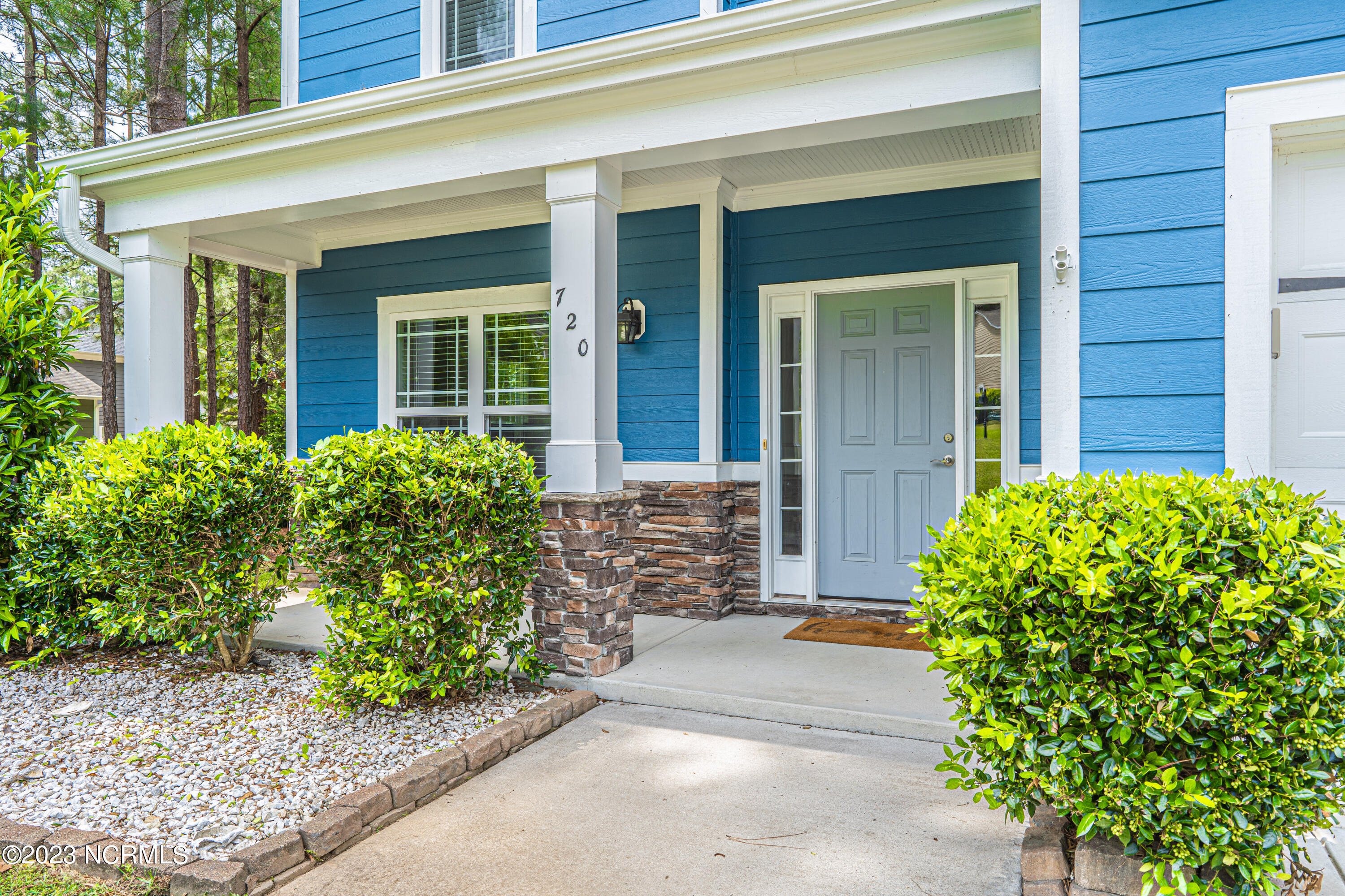 720 Legacy Lakes Way