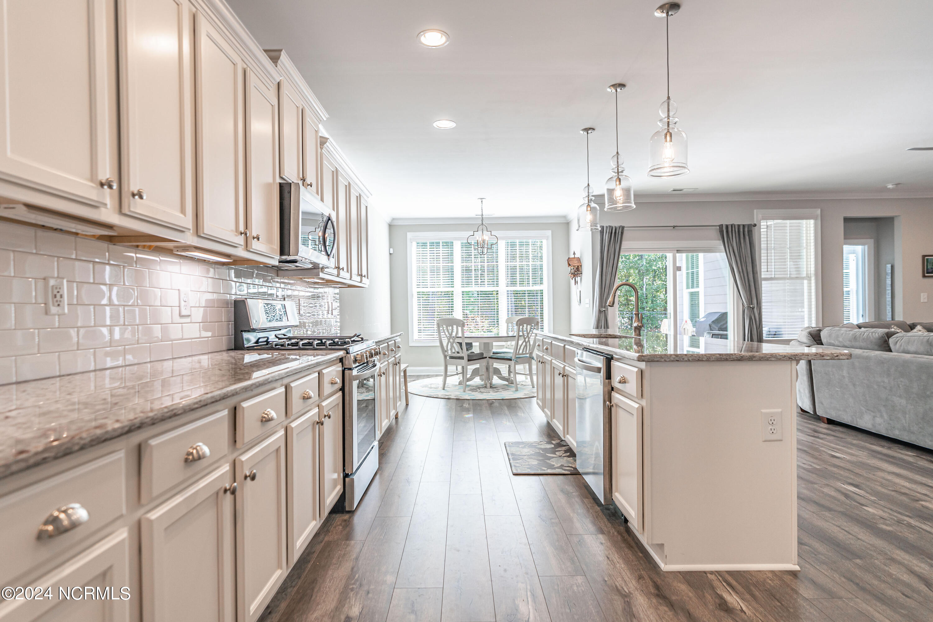 365 N Bracken Fern Lane