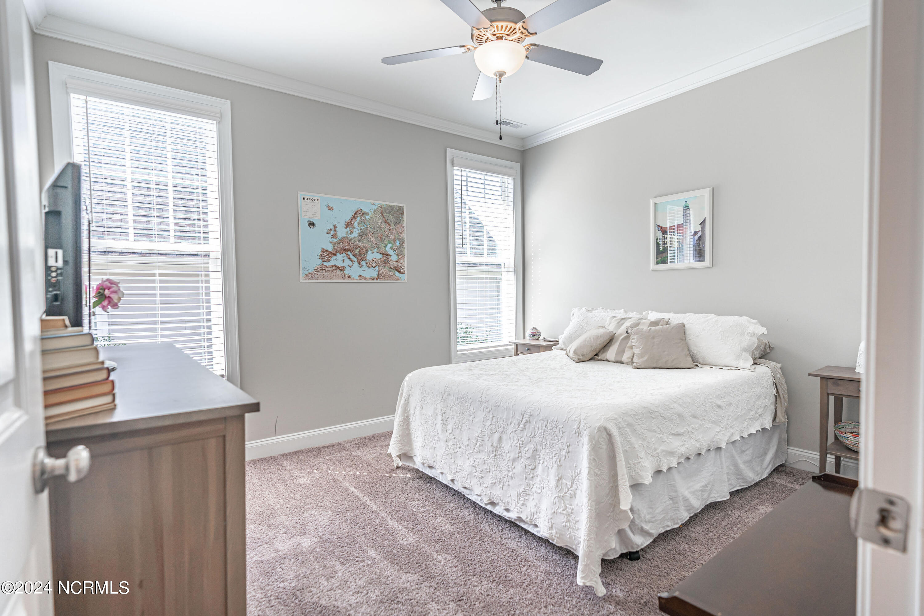 365 N Bracken Fern Lane