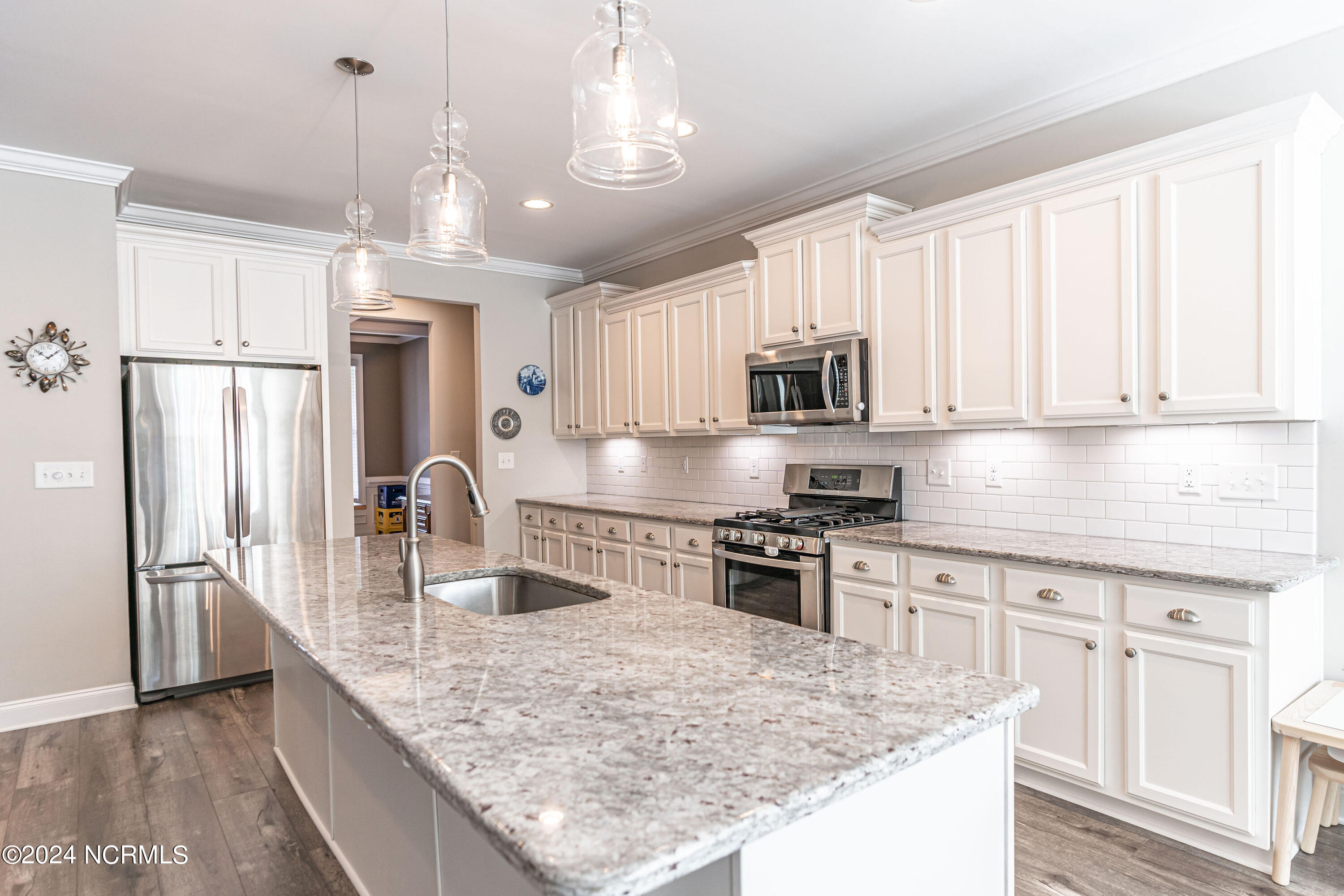 365 N Bracken Fern Lane