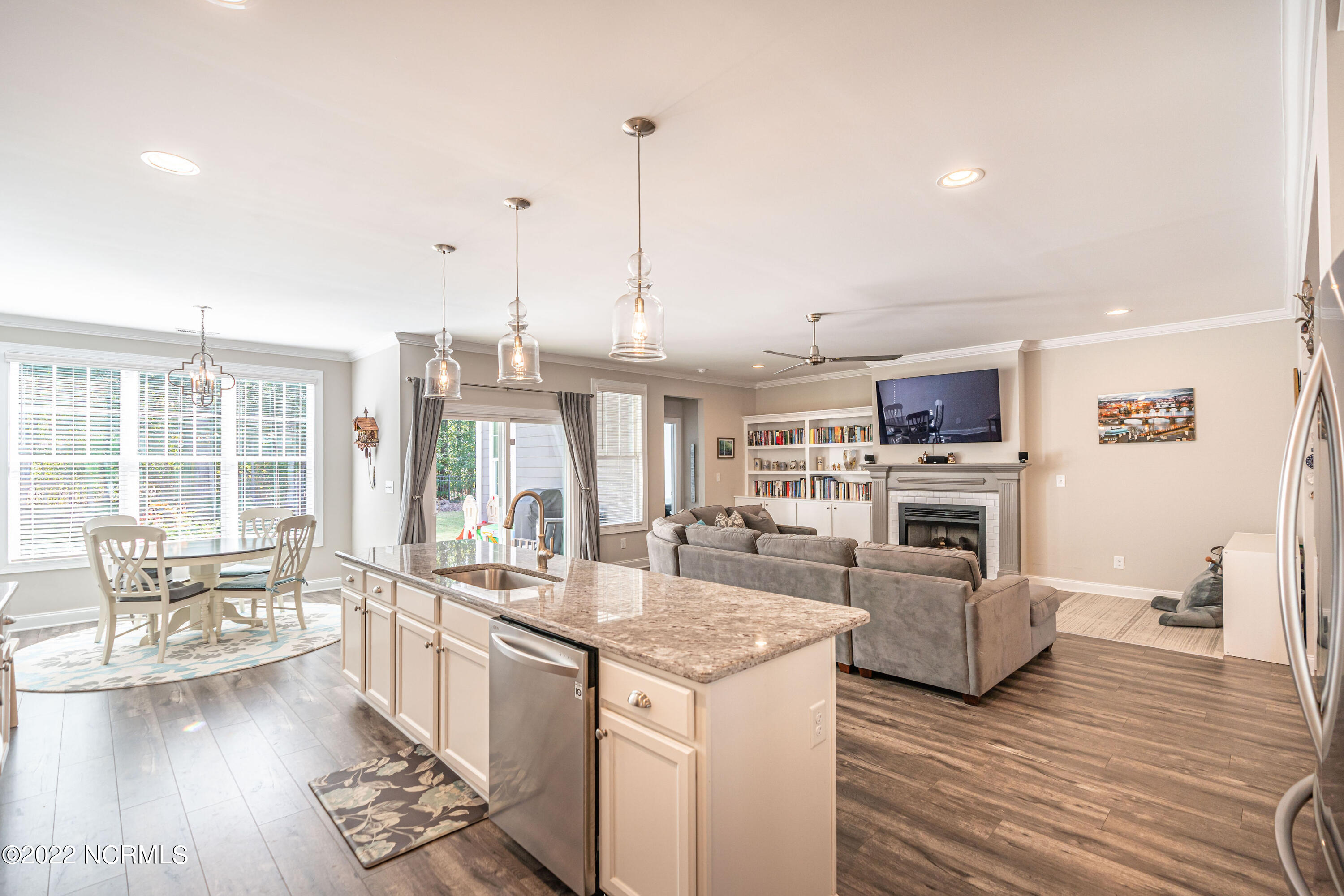 365 N Bracken Fern Lane