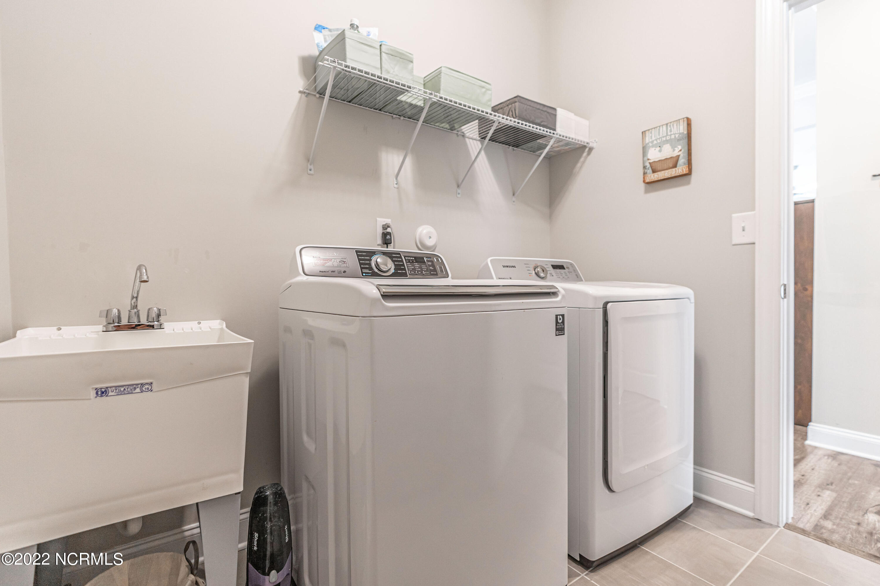 365 N Bracken Fern Lane