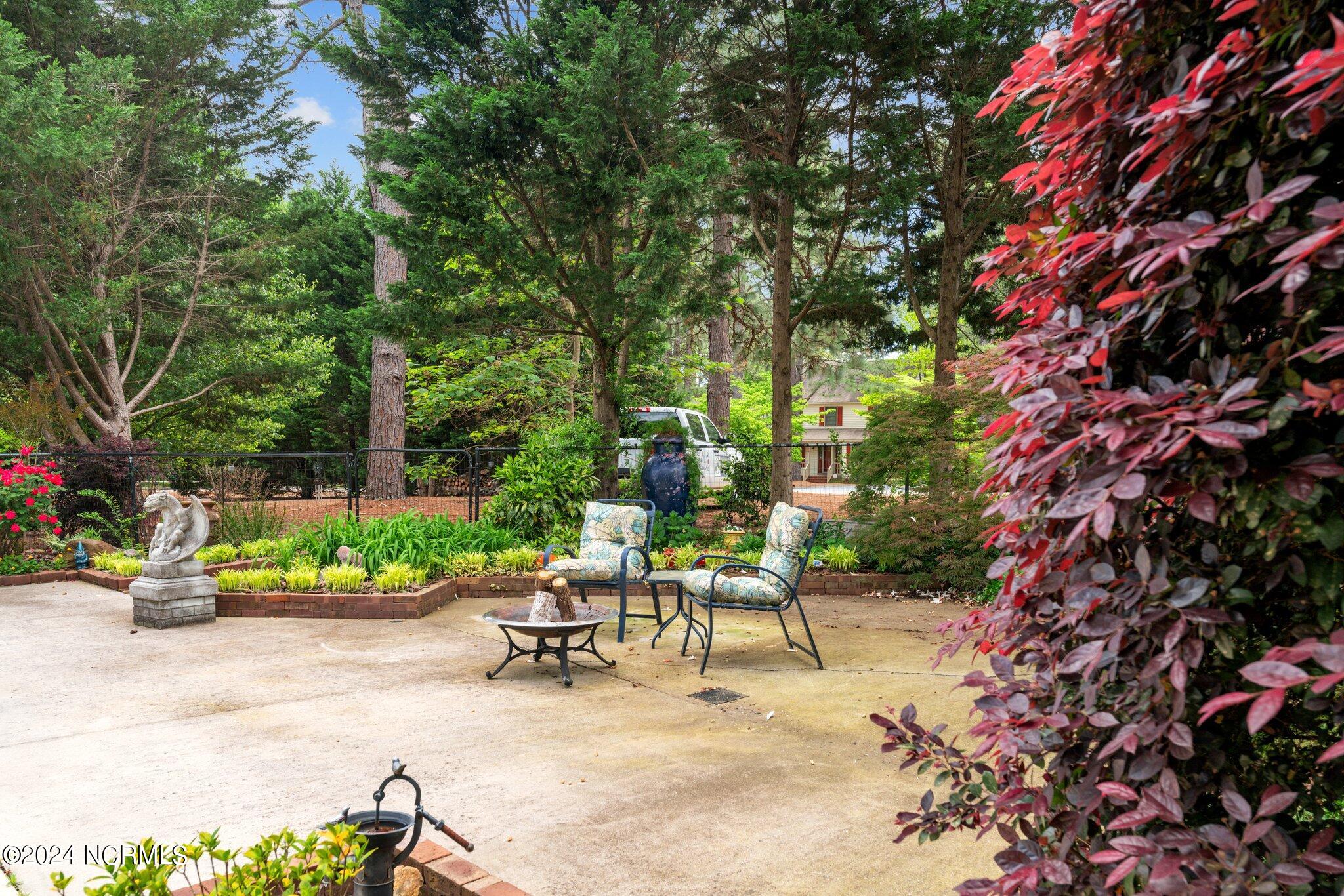 130 Edgewater Drive