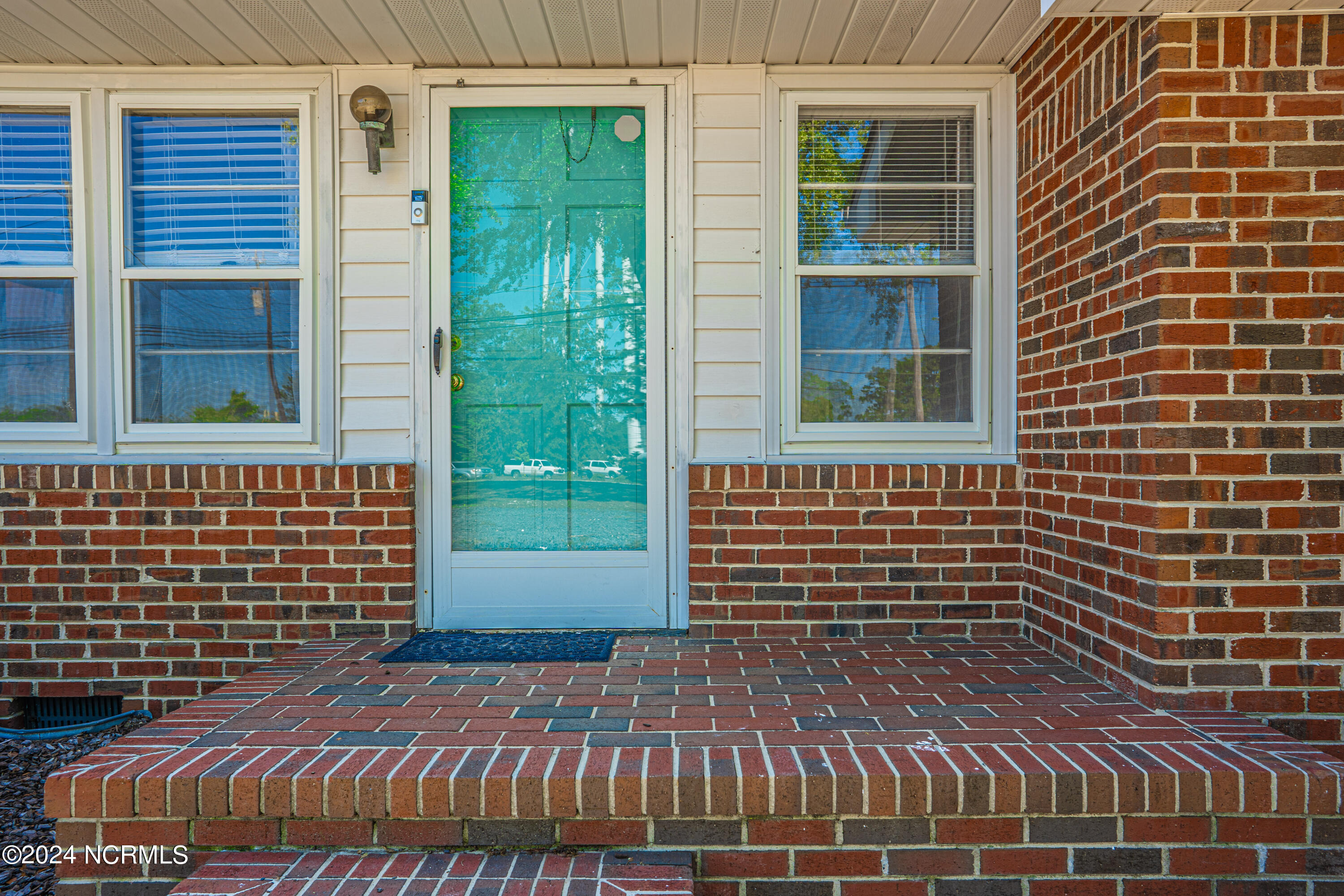 1708 N Poplar Street