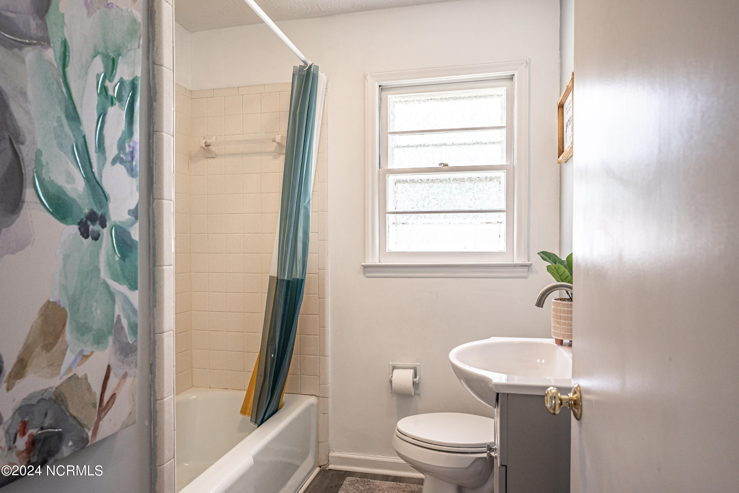 1708 N Poplar Street