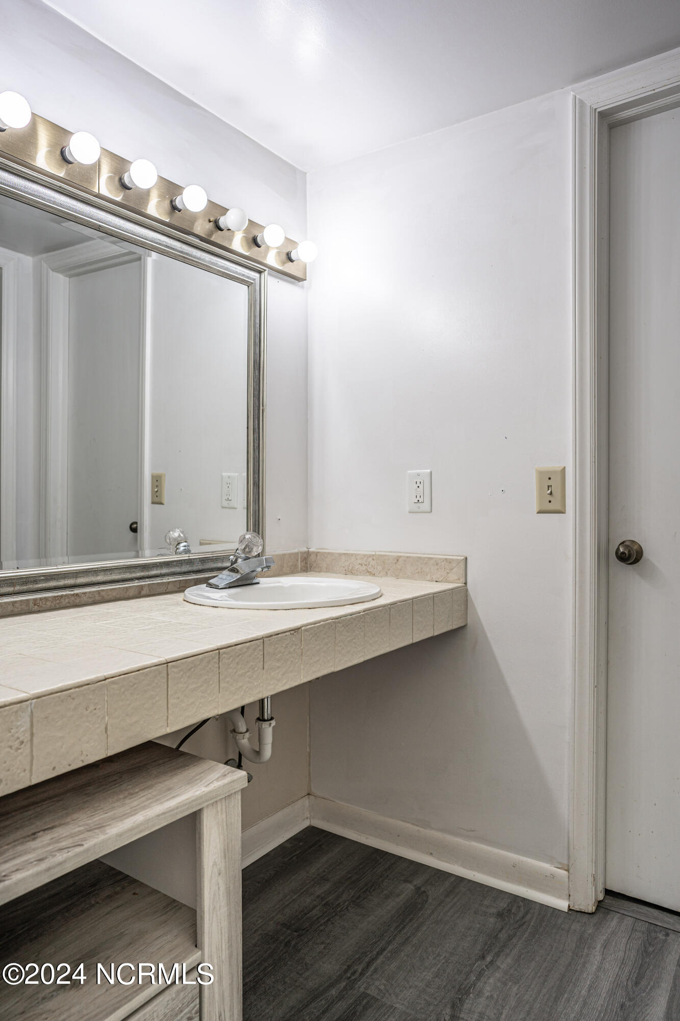 1708 N Poplar Street