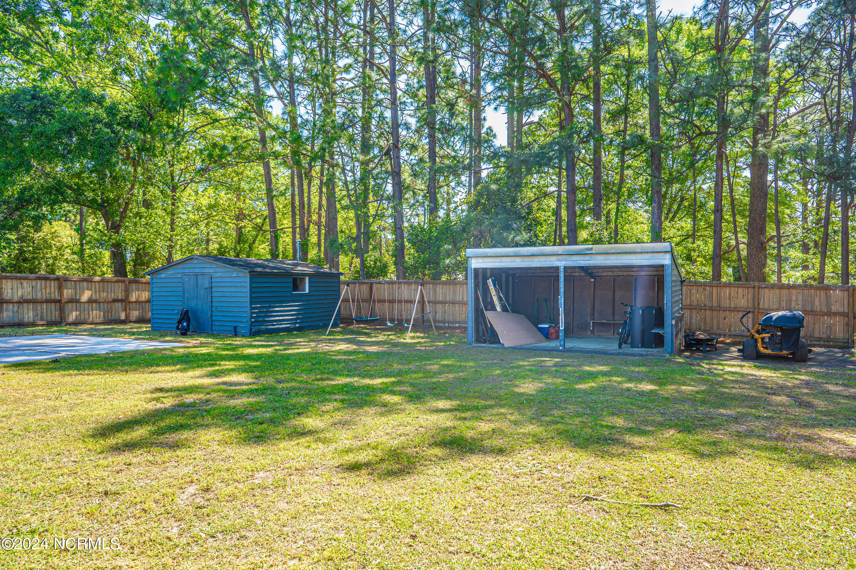 1708 N Poplar Street