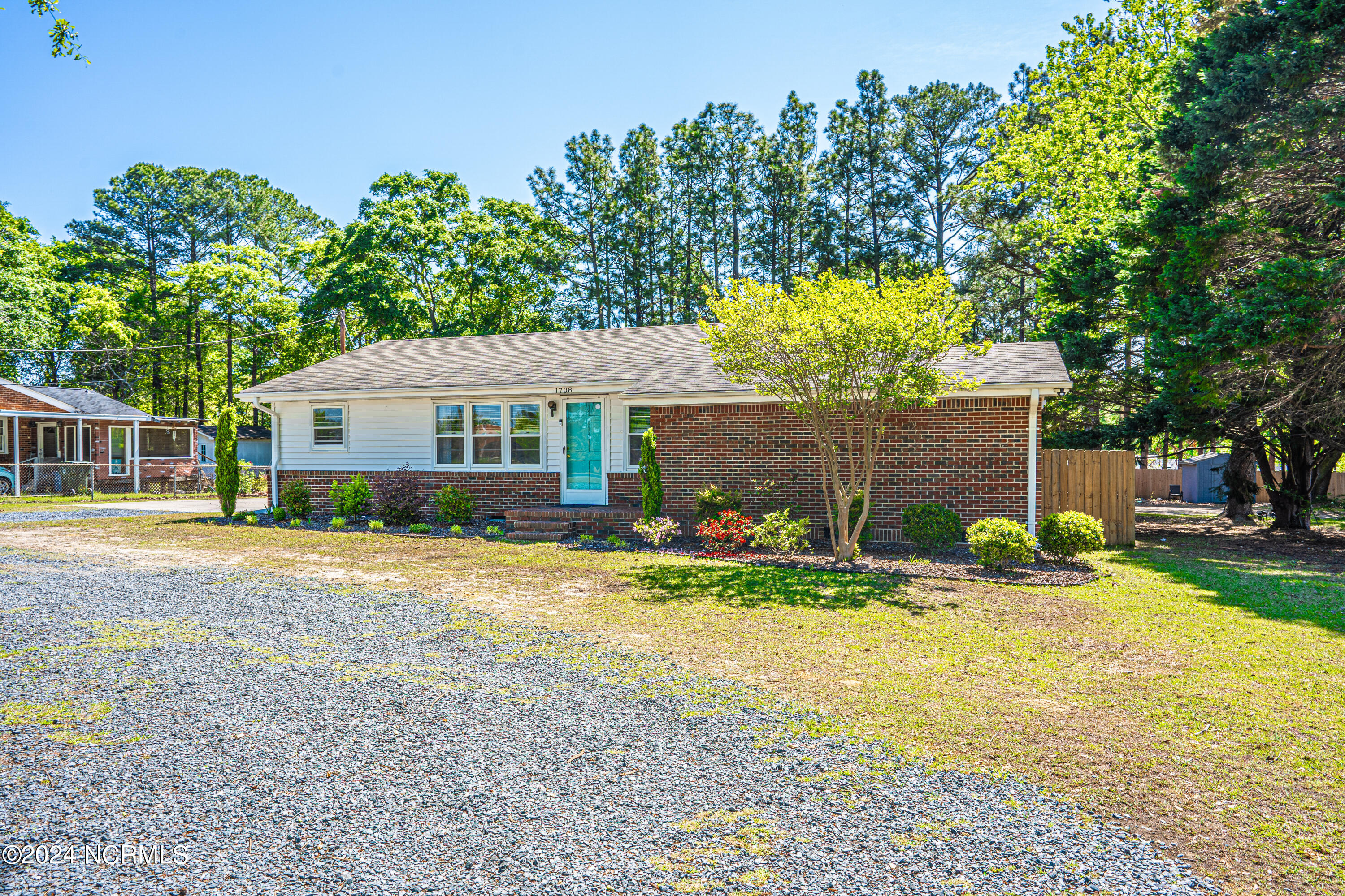 1708 N Poplar Street