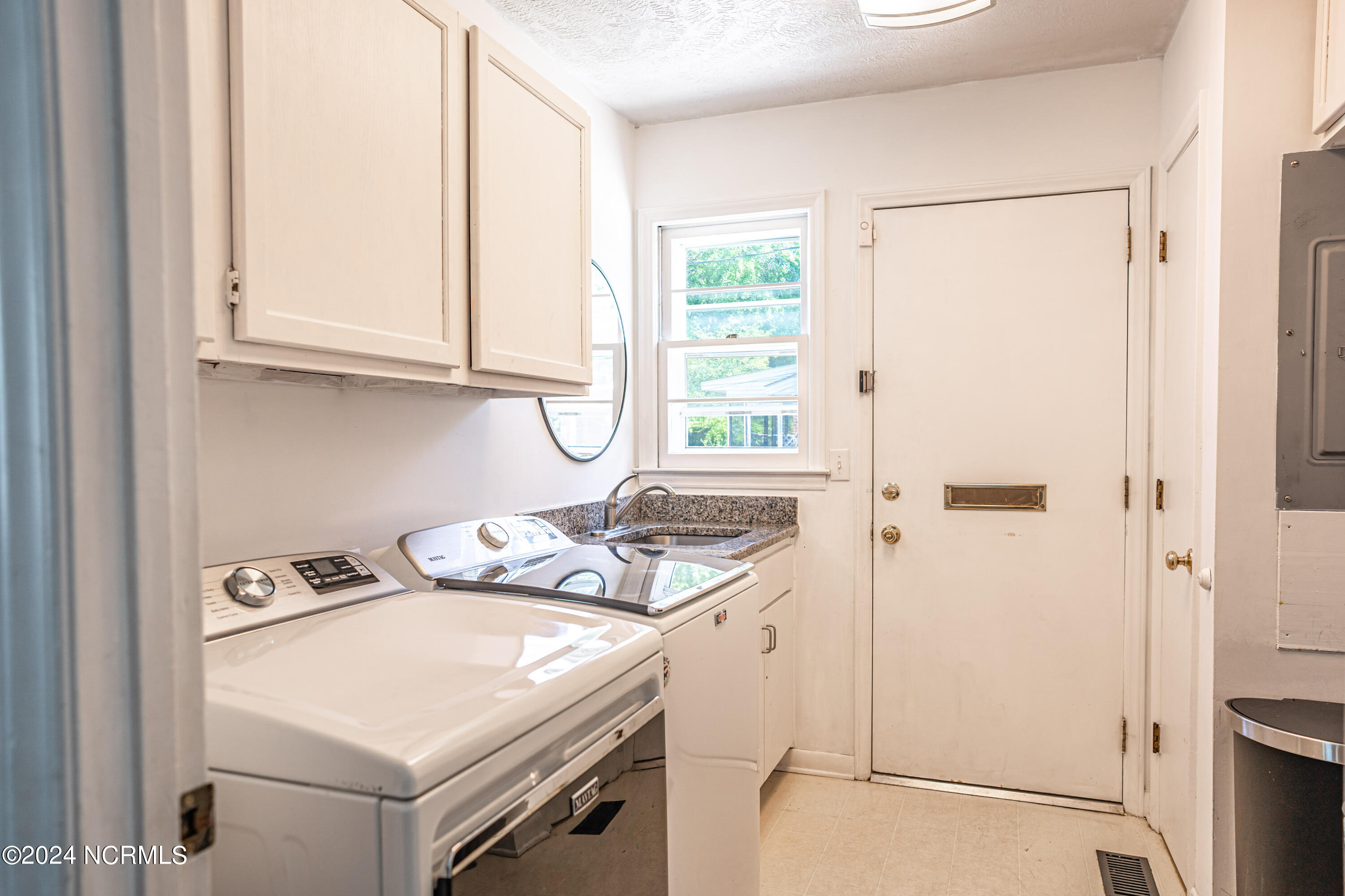 1708 N Poplar Street