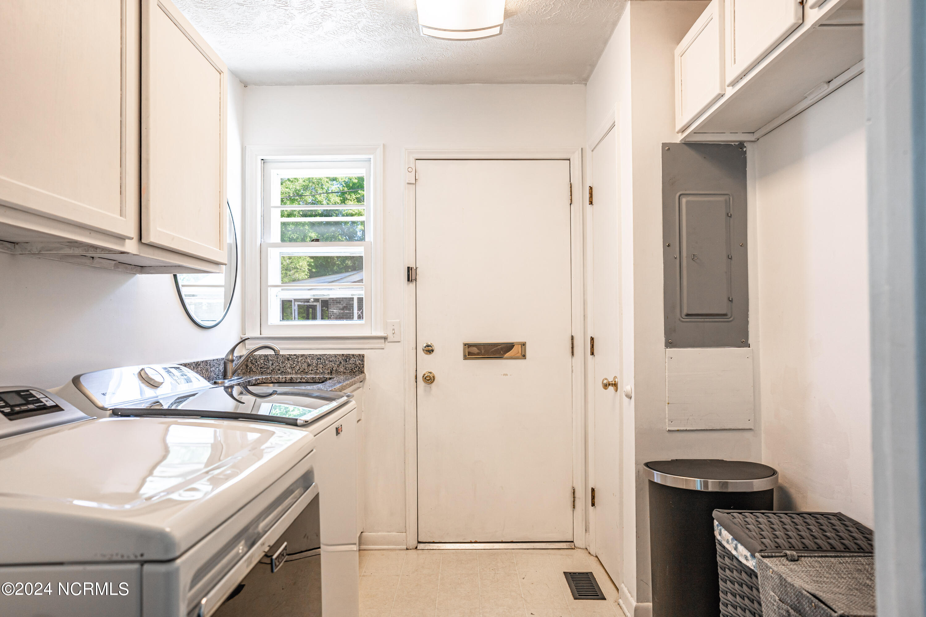 1708 N Poplar Street