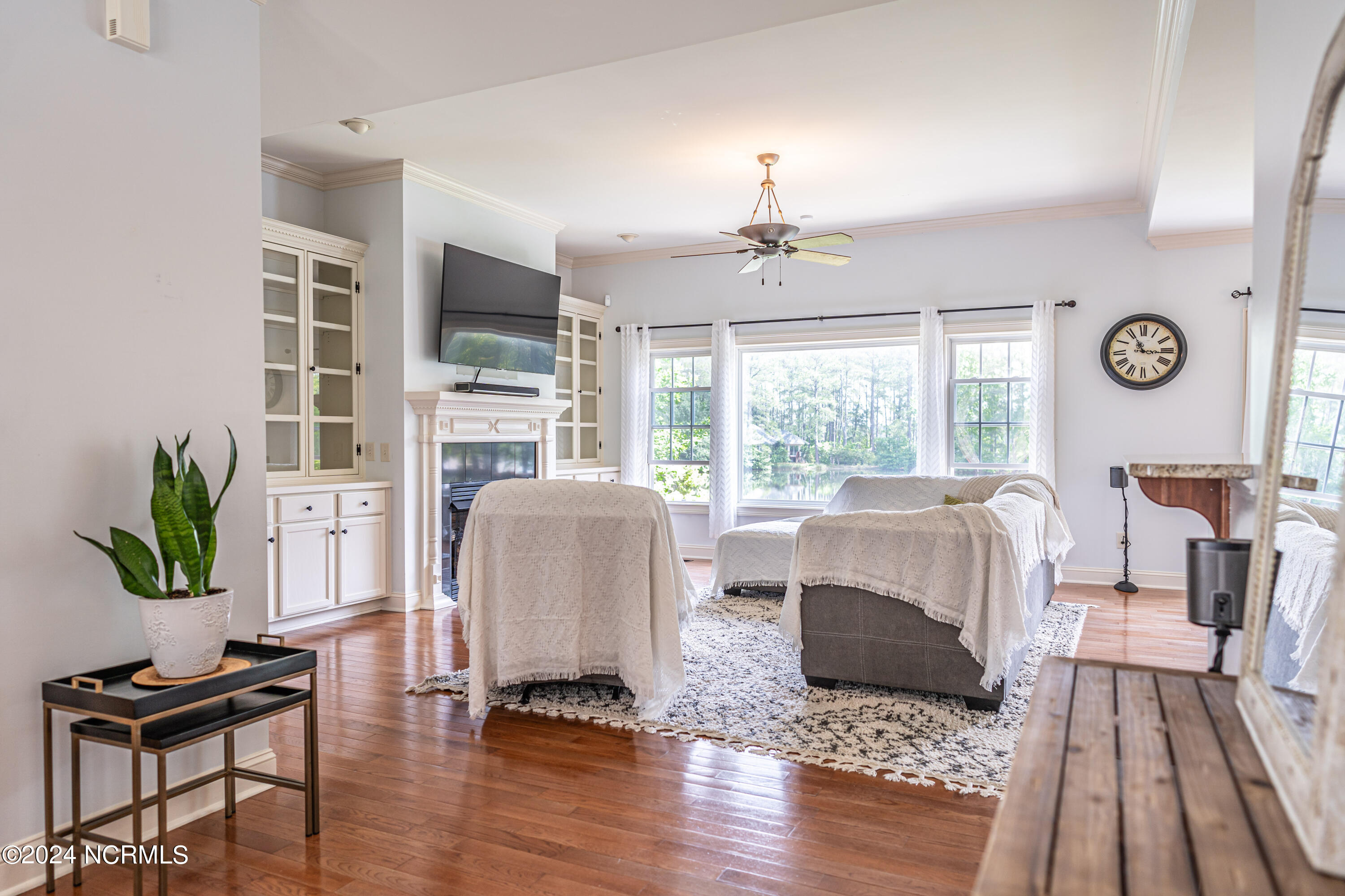 7 Whisper Lake Drive