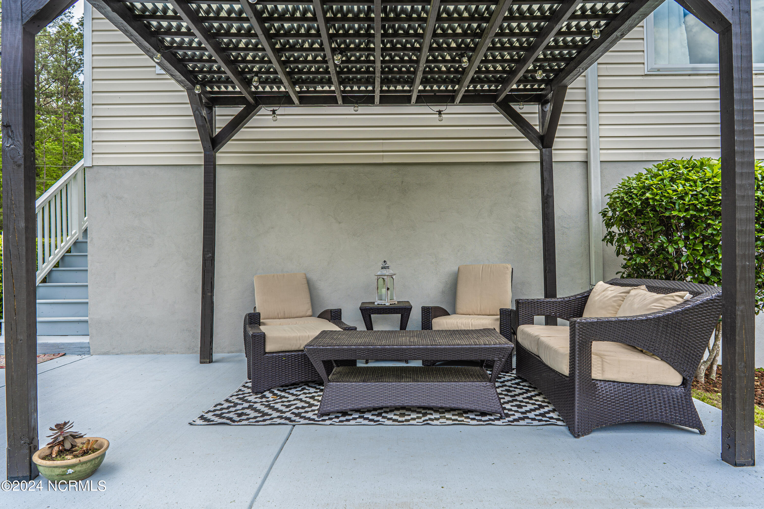 7 Whisper Lake Drive