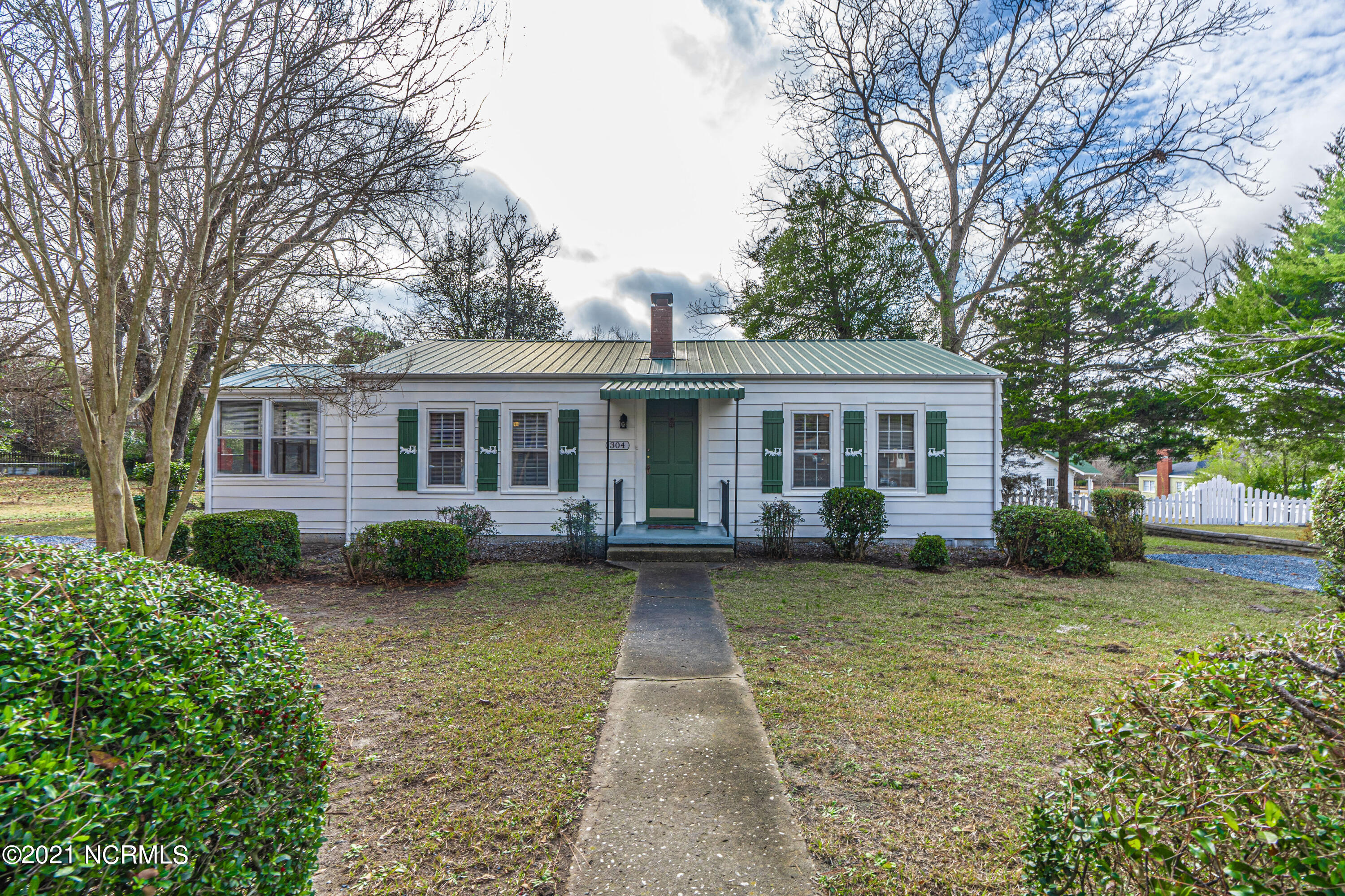 304 High Street