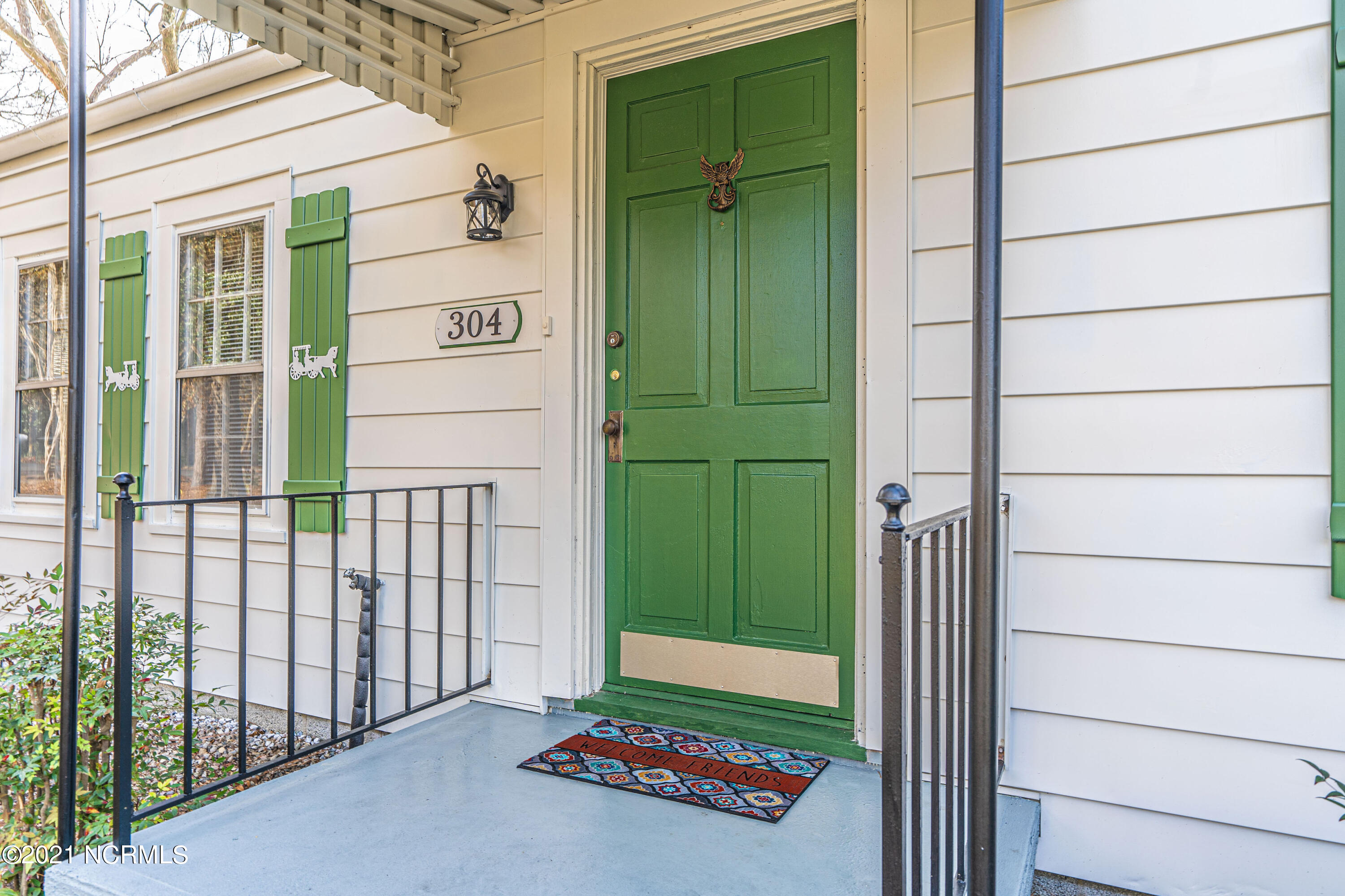 304 High Street