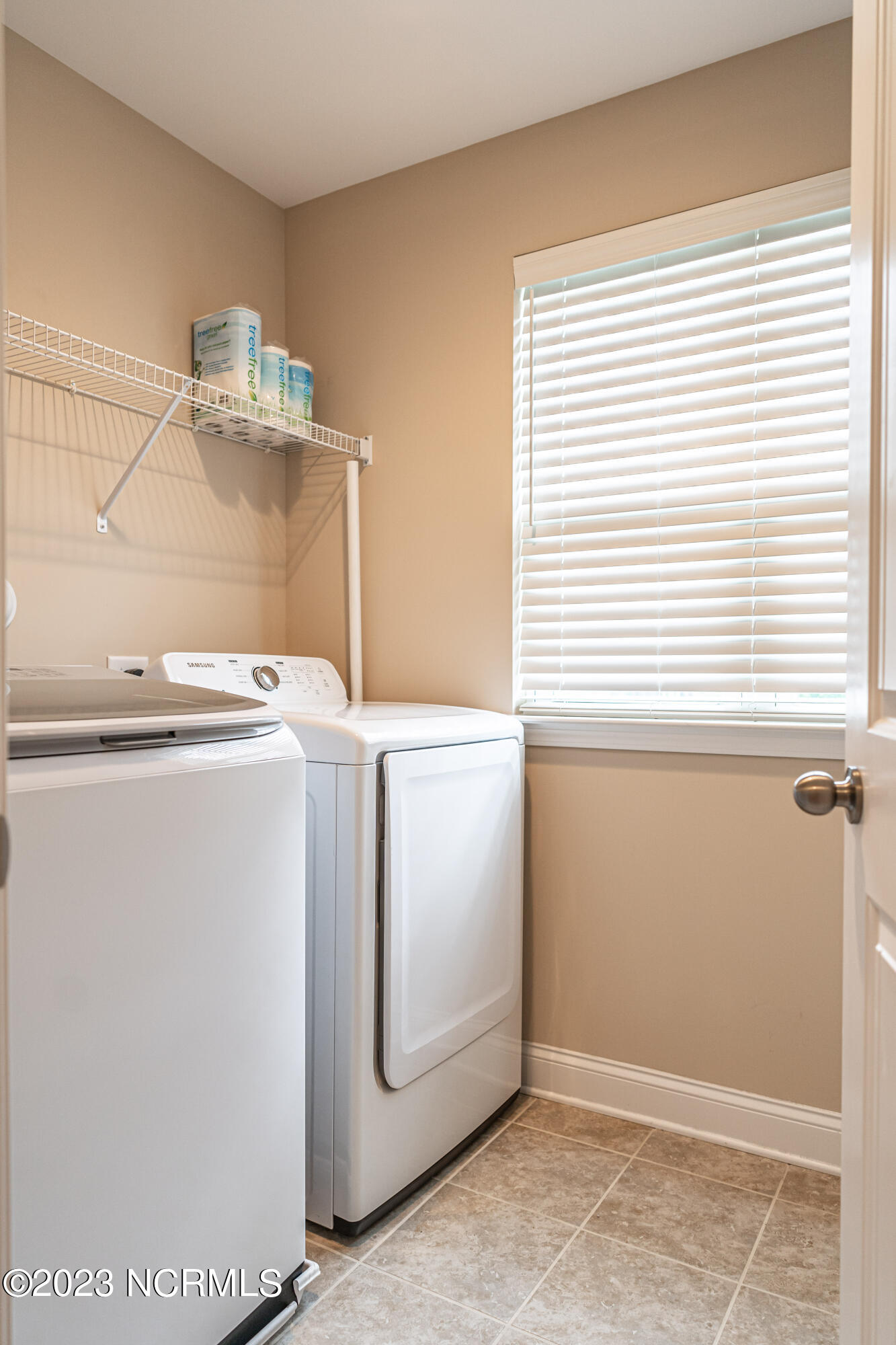 749 Legacy Lakes Way