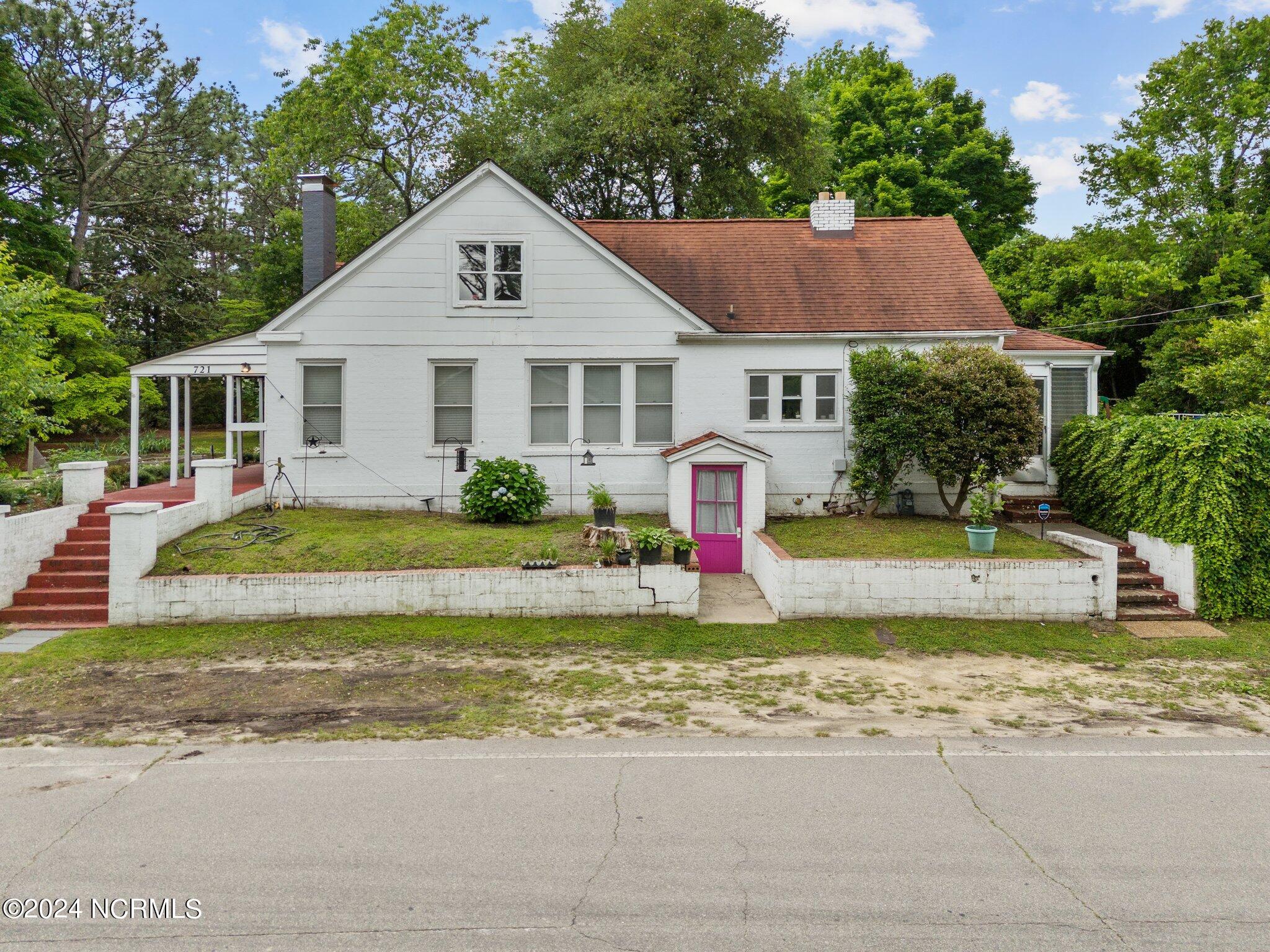 721 N Poplar Street
