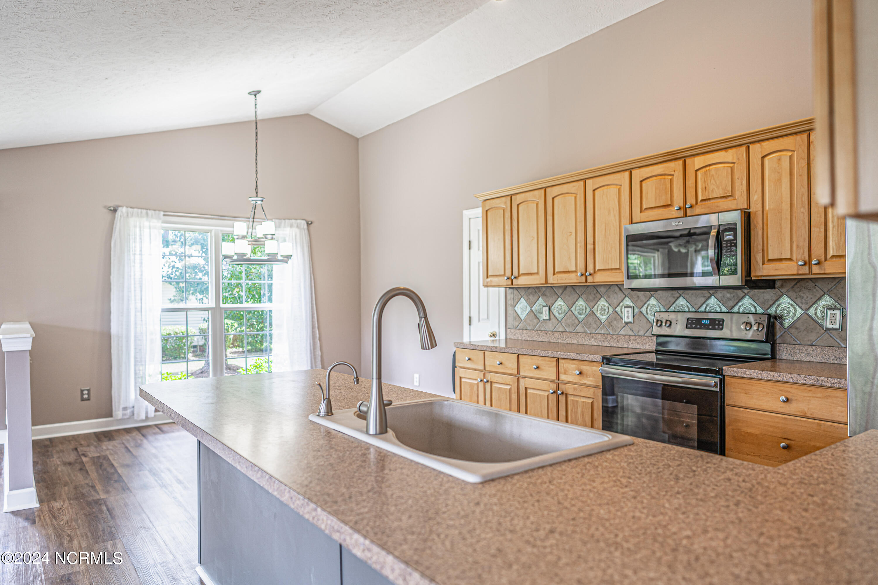 170 Russet Court