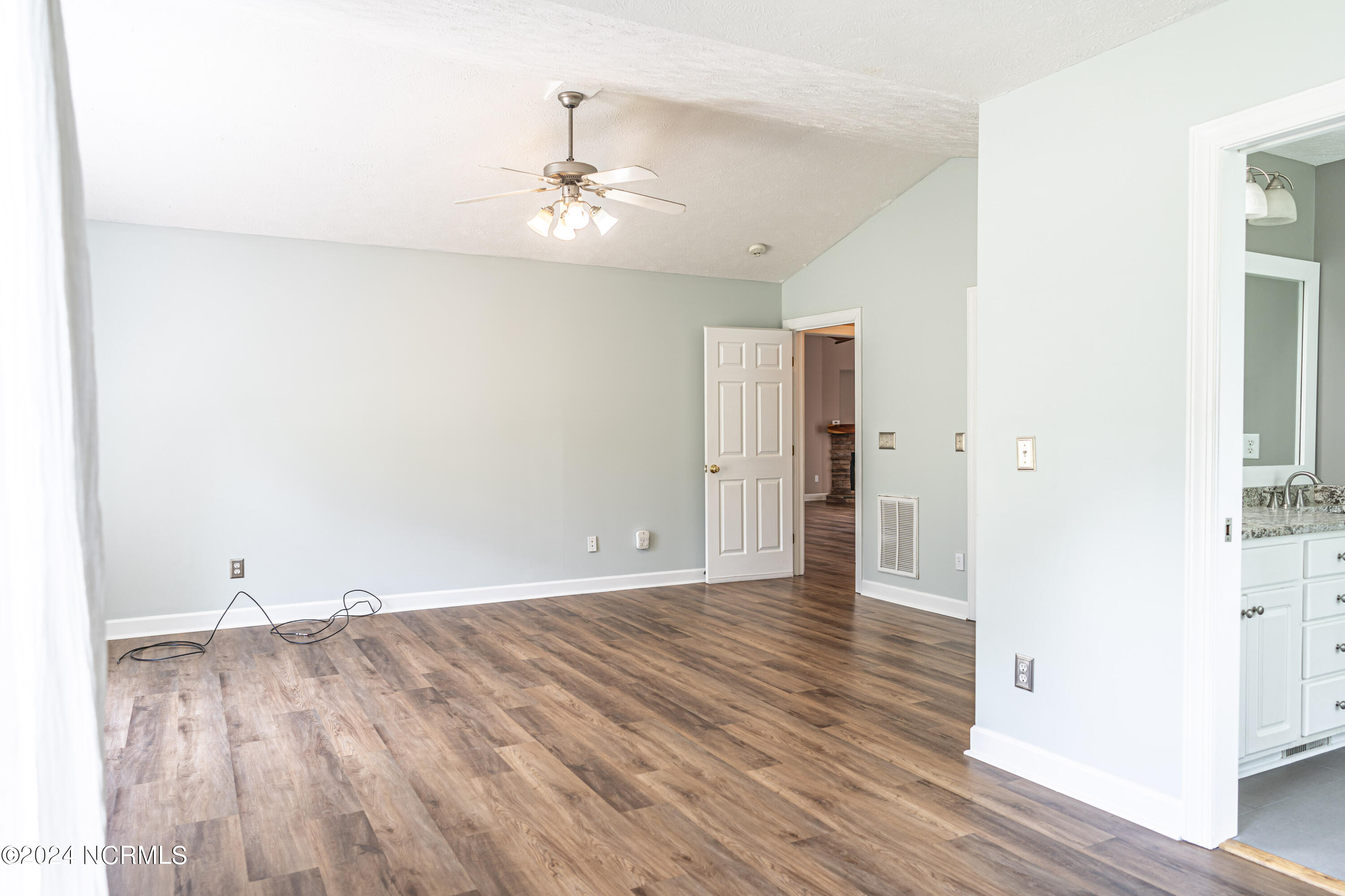 170 Russet Court