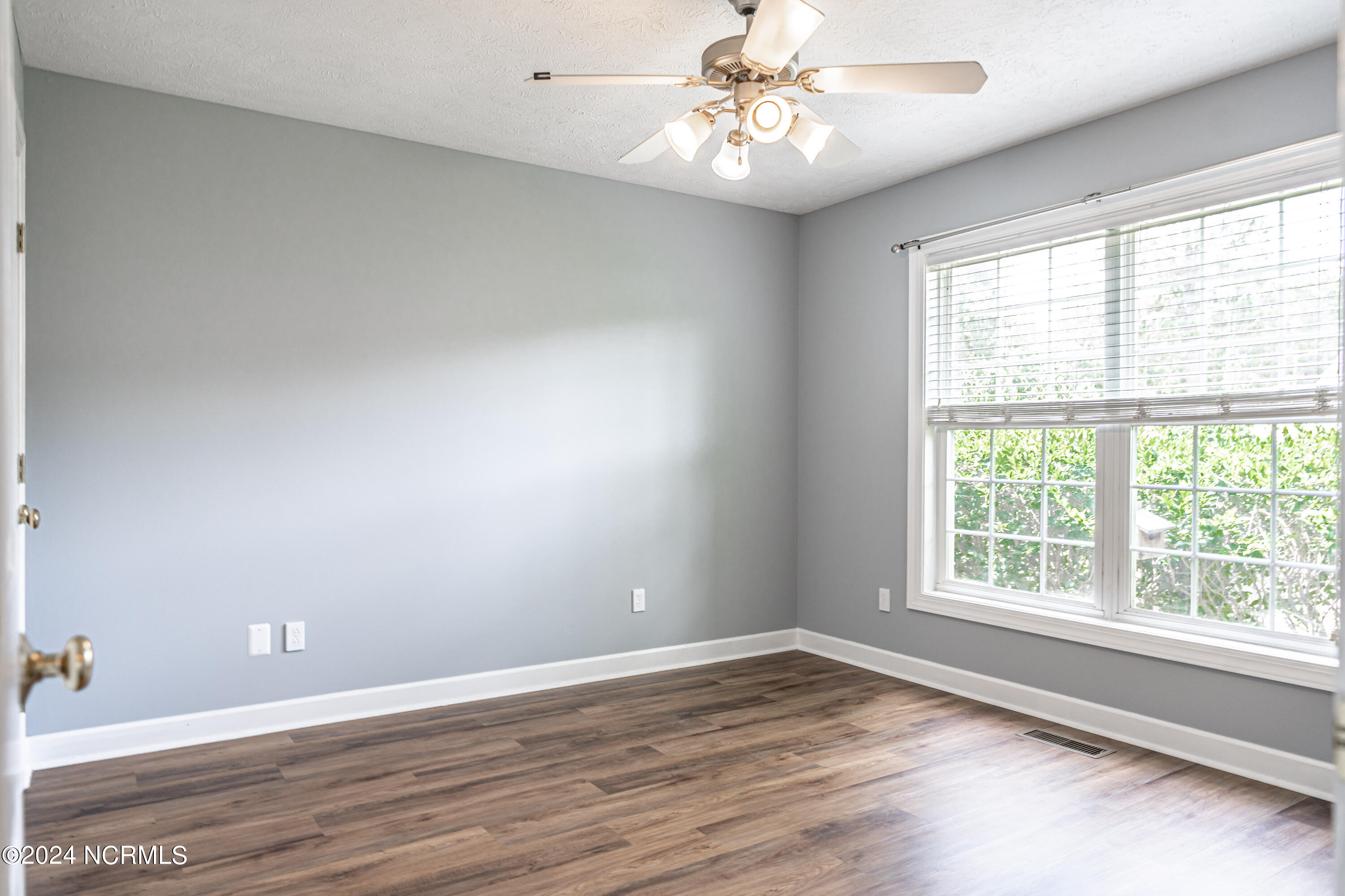 170 Russet Court