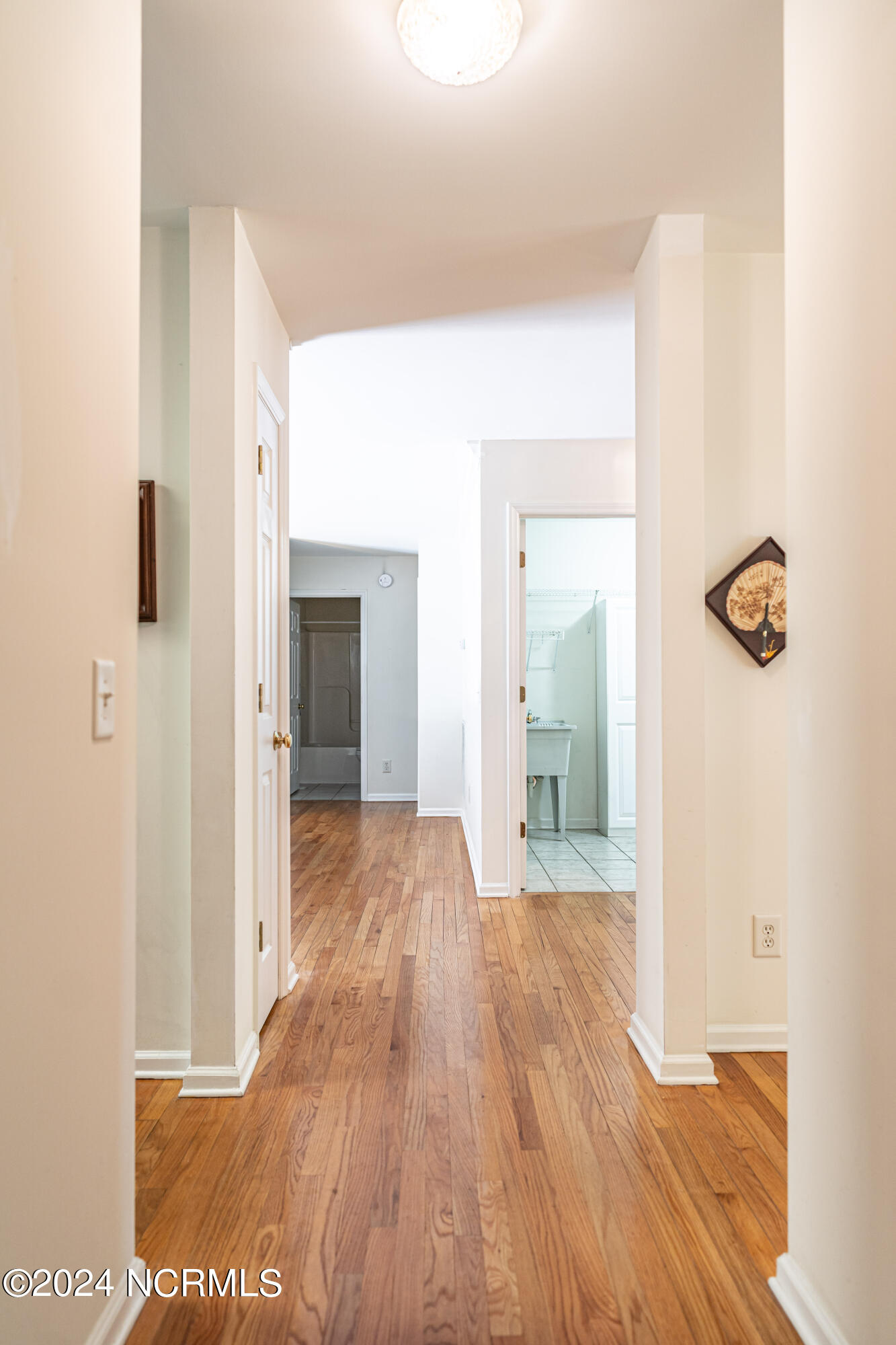 2440 Longleaf Drive W