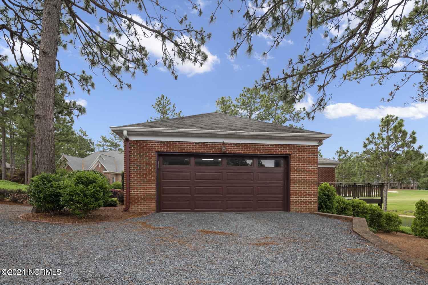 5 Interlachon Lane