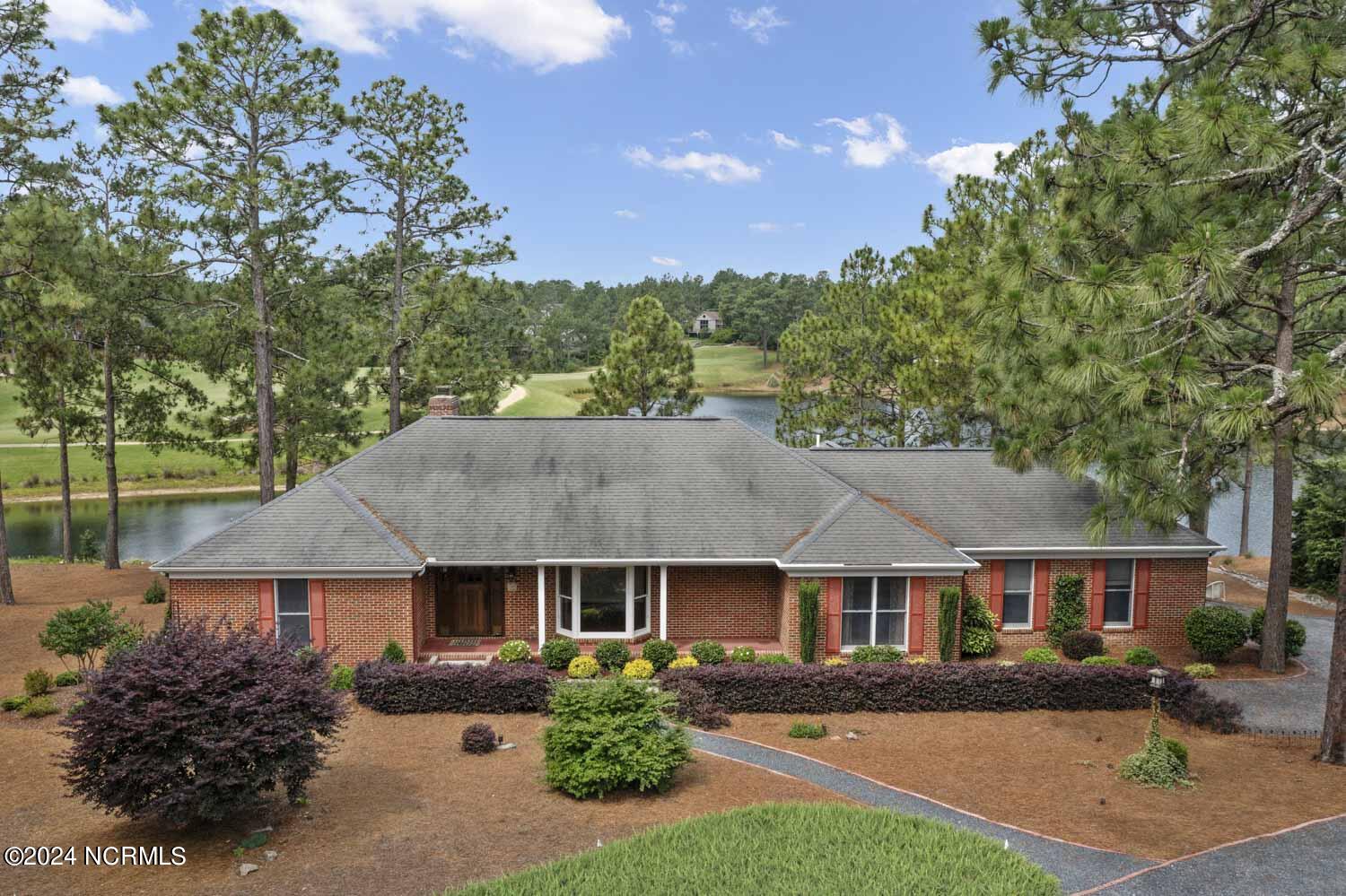 5 Interlachon Lane