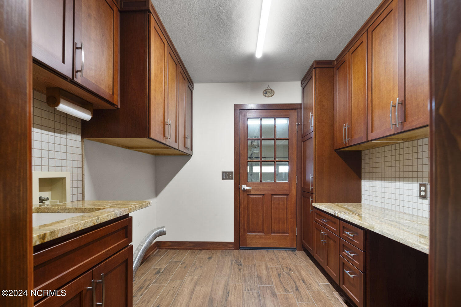5 Interlachon Lane