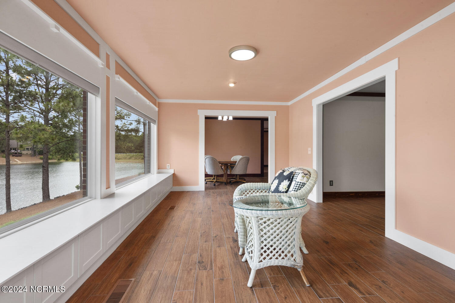 5 Interlachon Lane