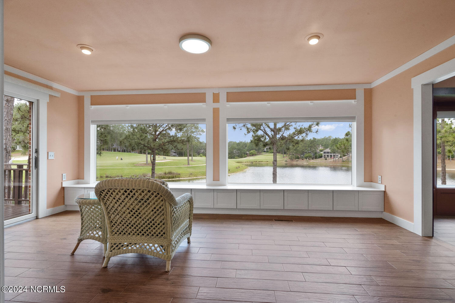 5 Interlachon Lane