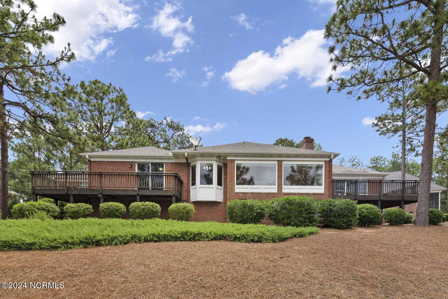 5 Interlachon Lane