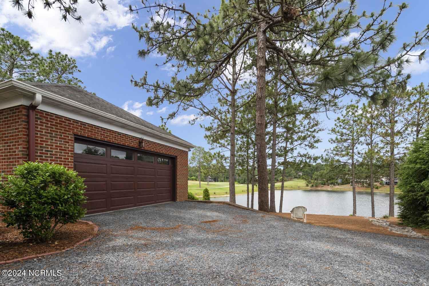 5 Interlachon Lane