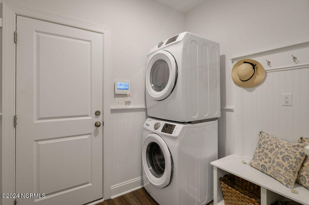 330 N Bracken Fern Lane