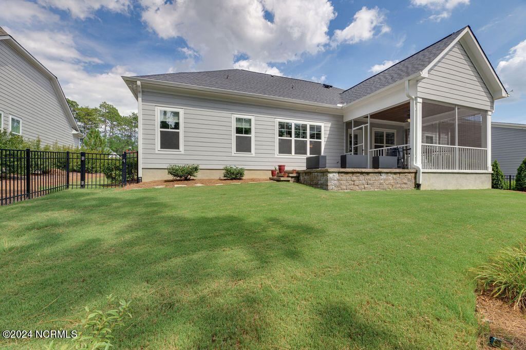 330 N Bracken Fern Lane