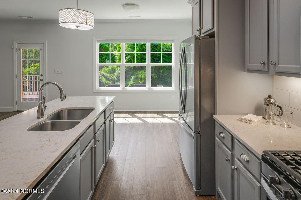 330 N Bracken Fern Lane