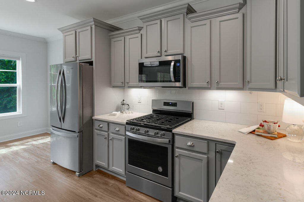 330 N Bracken Fern Lane