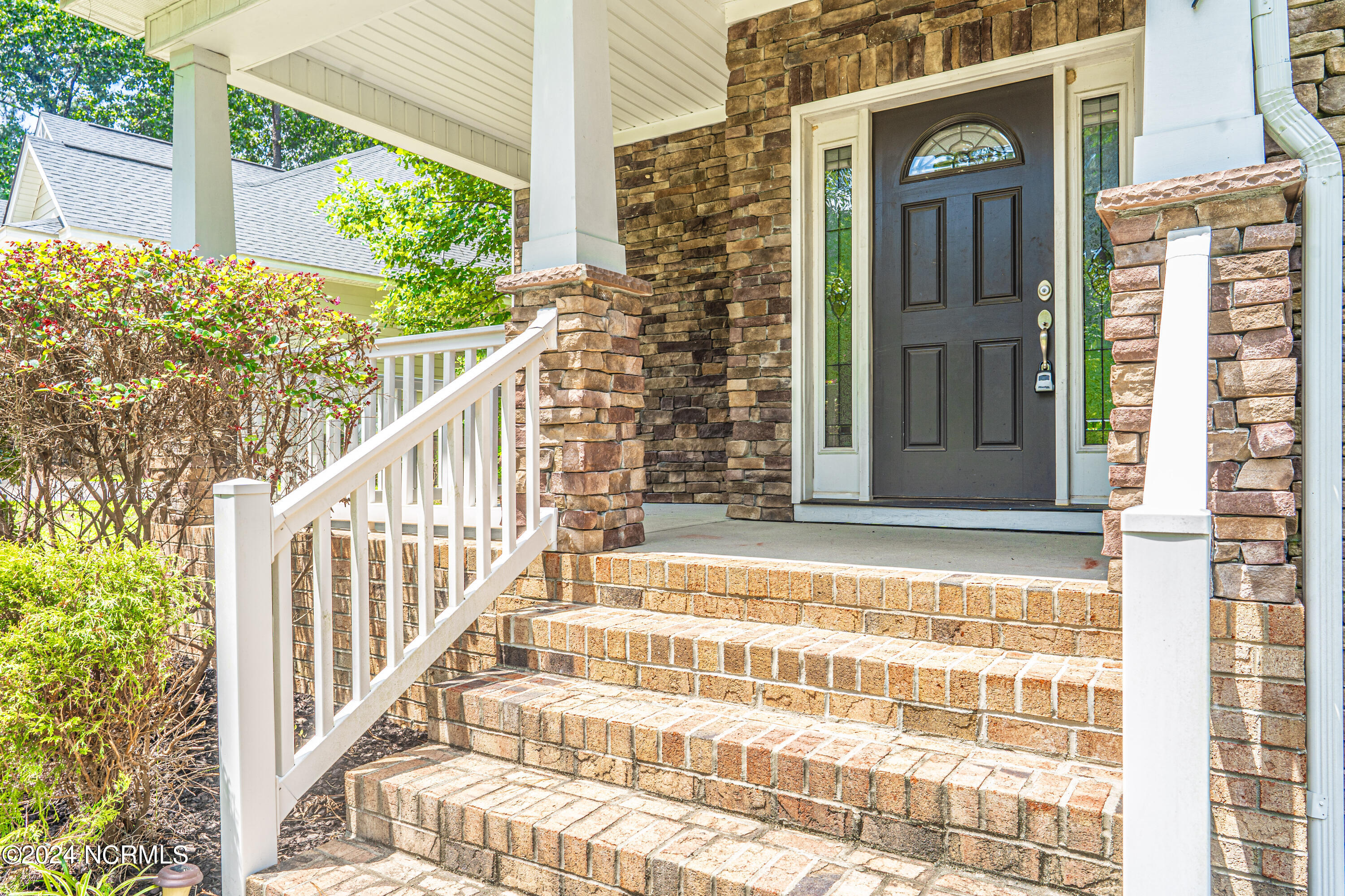 459 Avenue Of The Carolinas