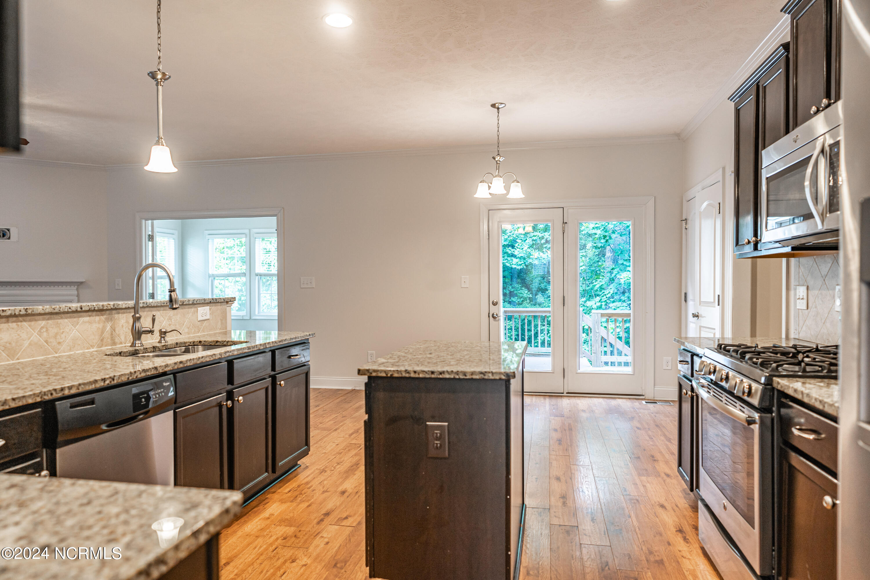 459 Avenue Of The Carolinas