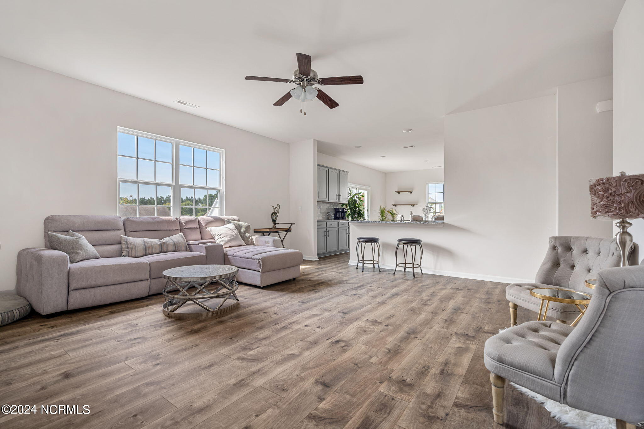 412 Apricot Lane