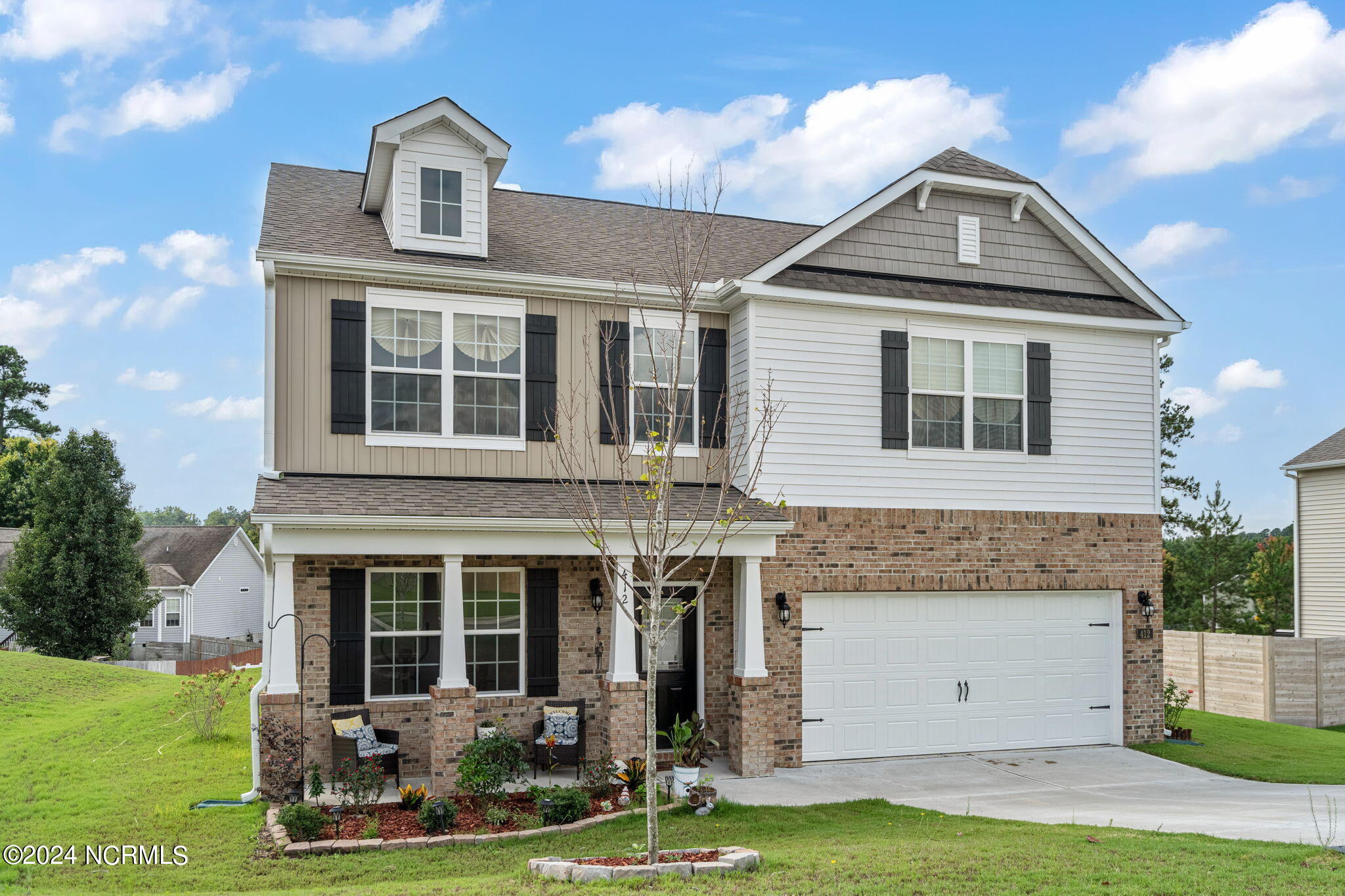 412 Apricot Lane