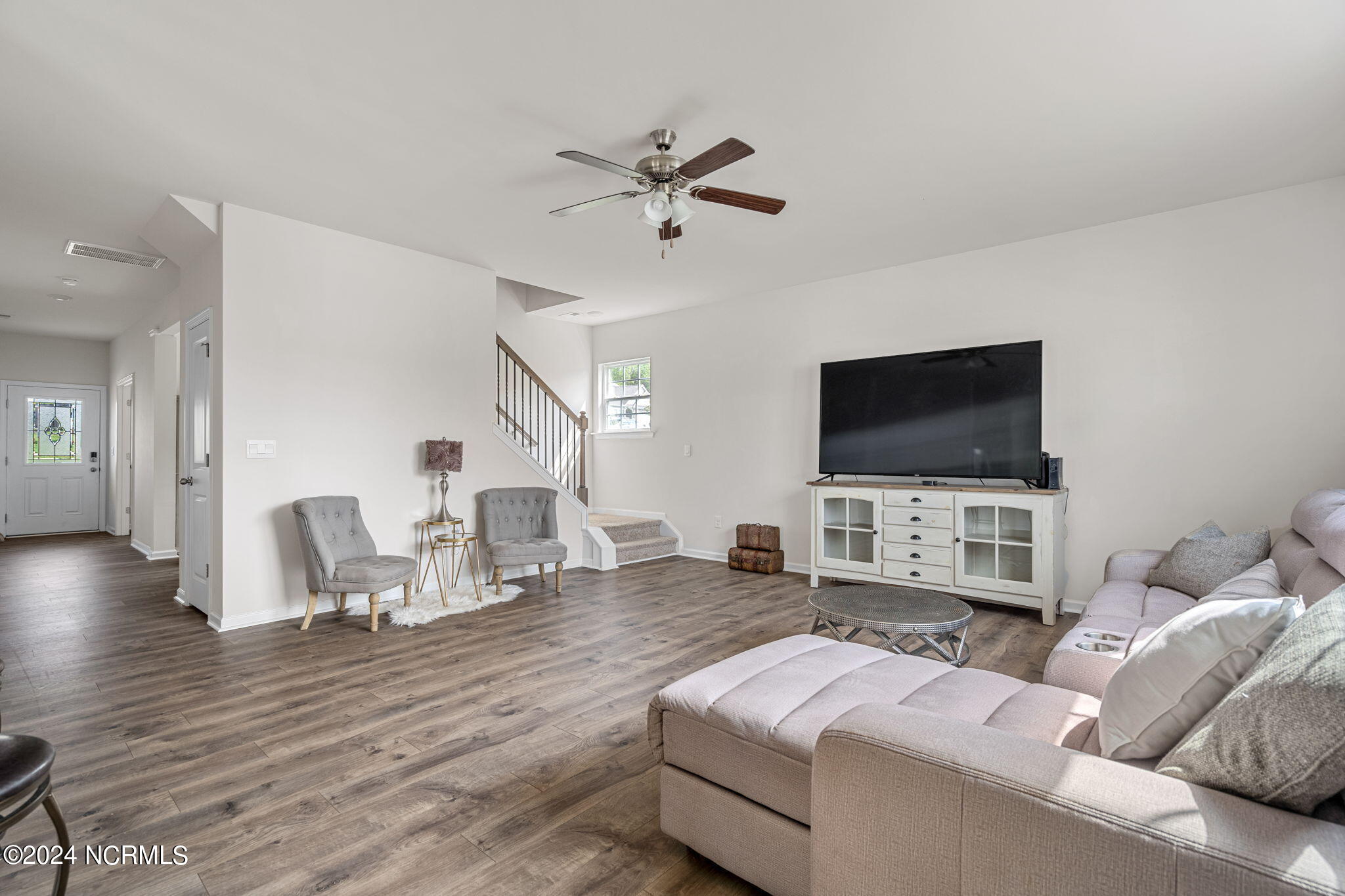 412 Apricot Lane