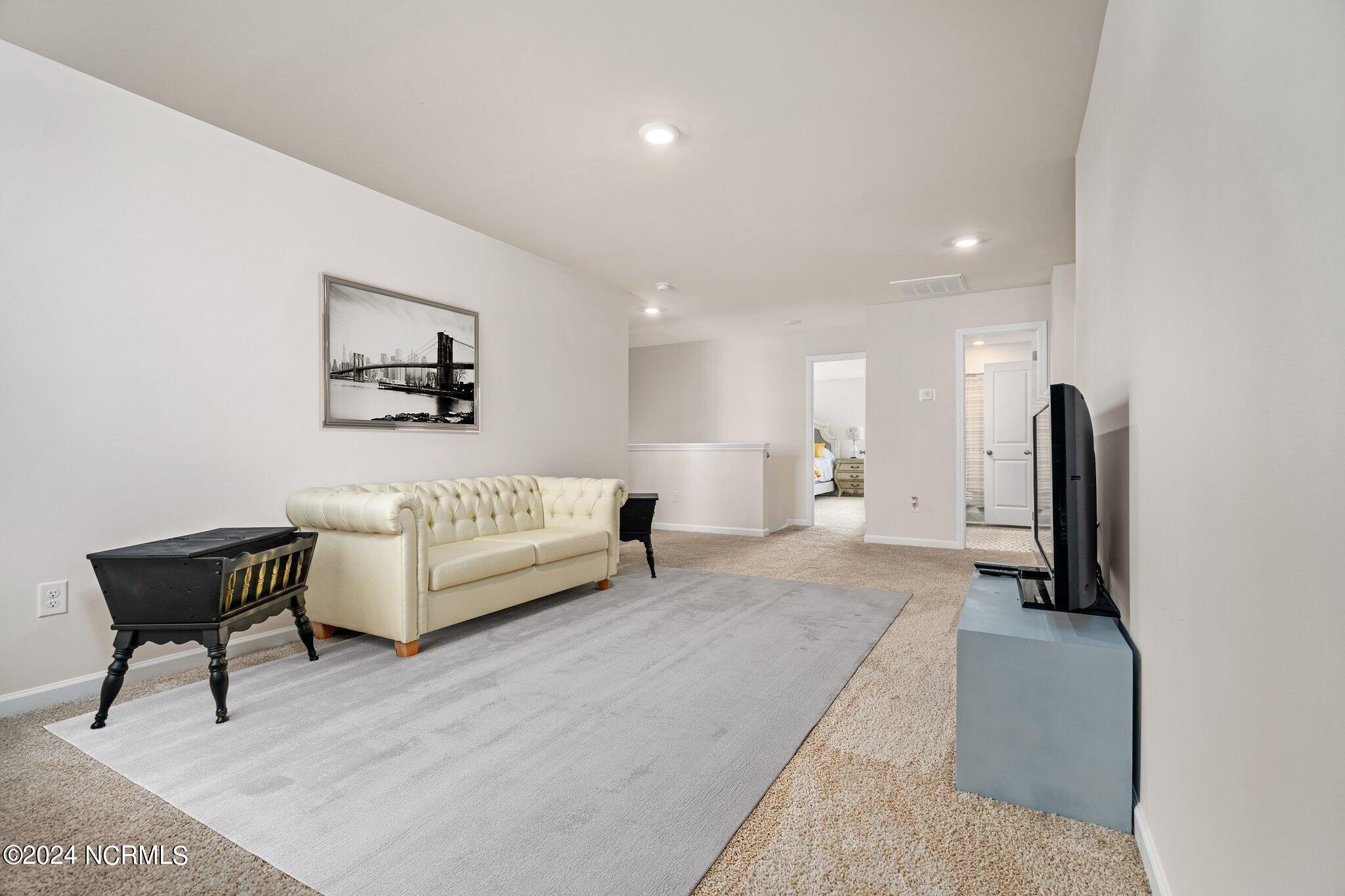 412 Apricot Lane