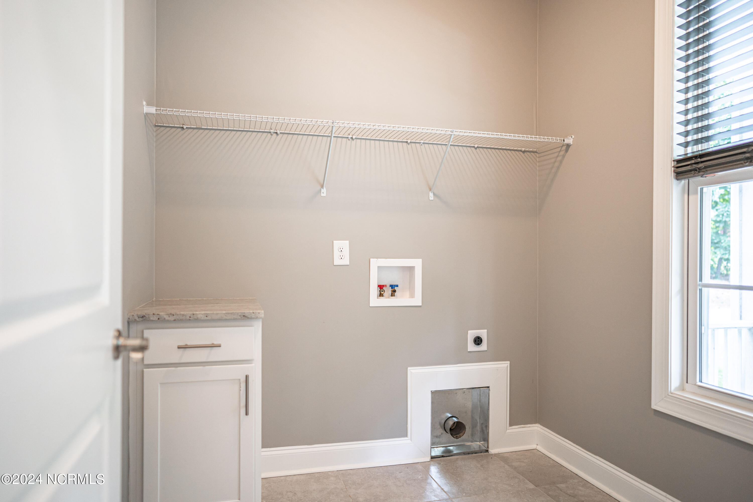 1808 E Indiana Avenue