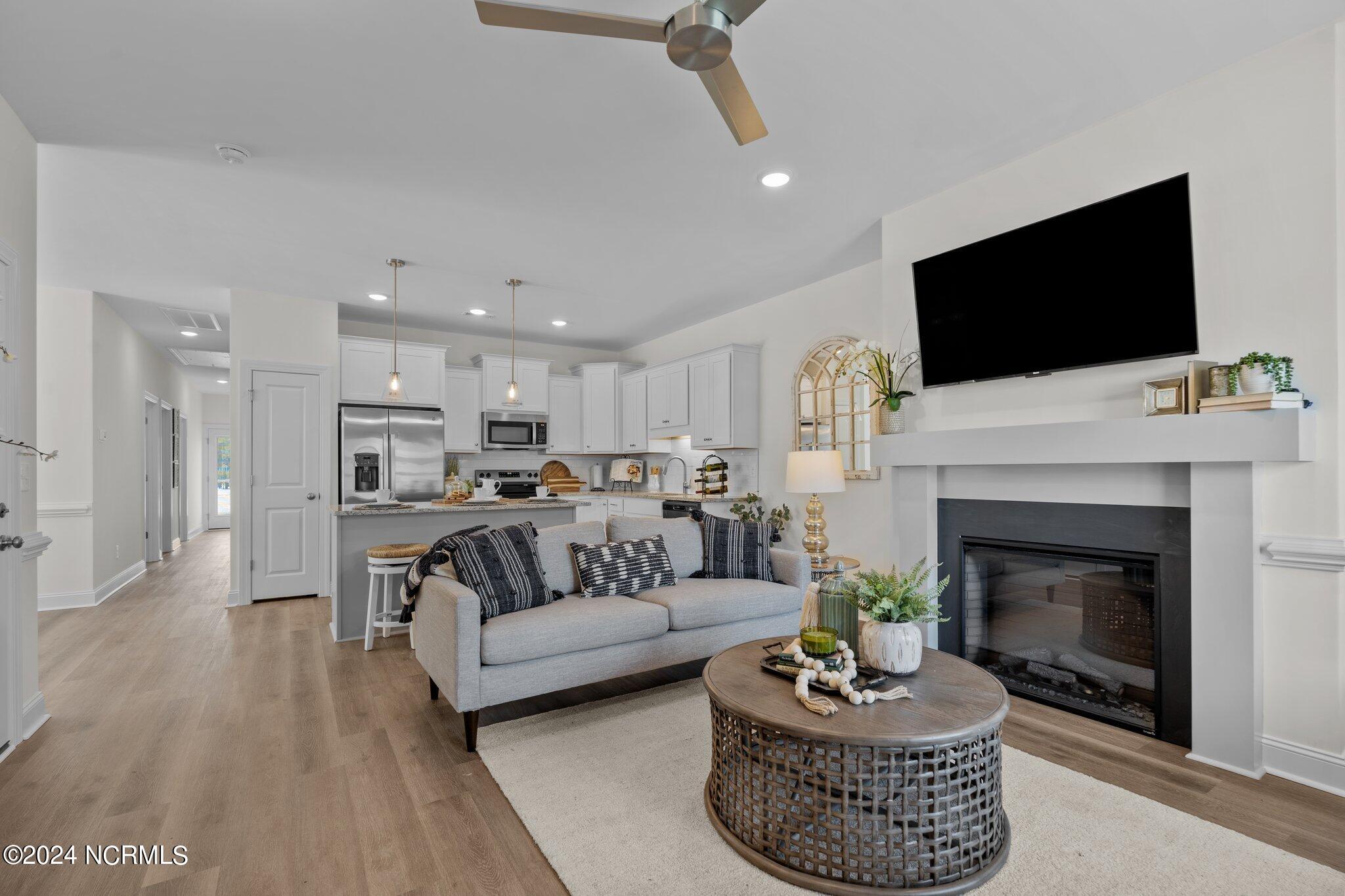 2201 Dartford Drive B