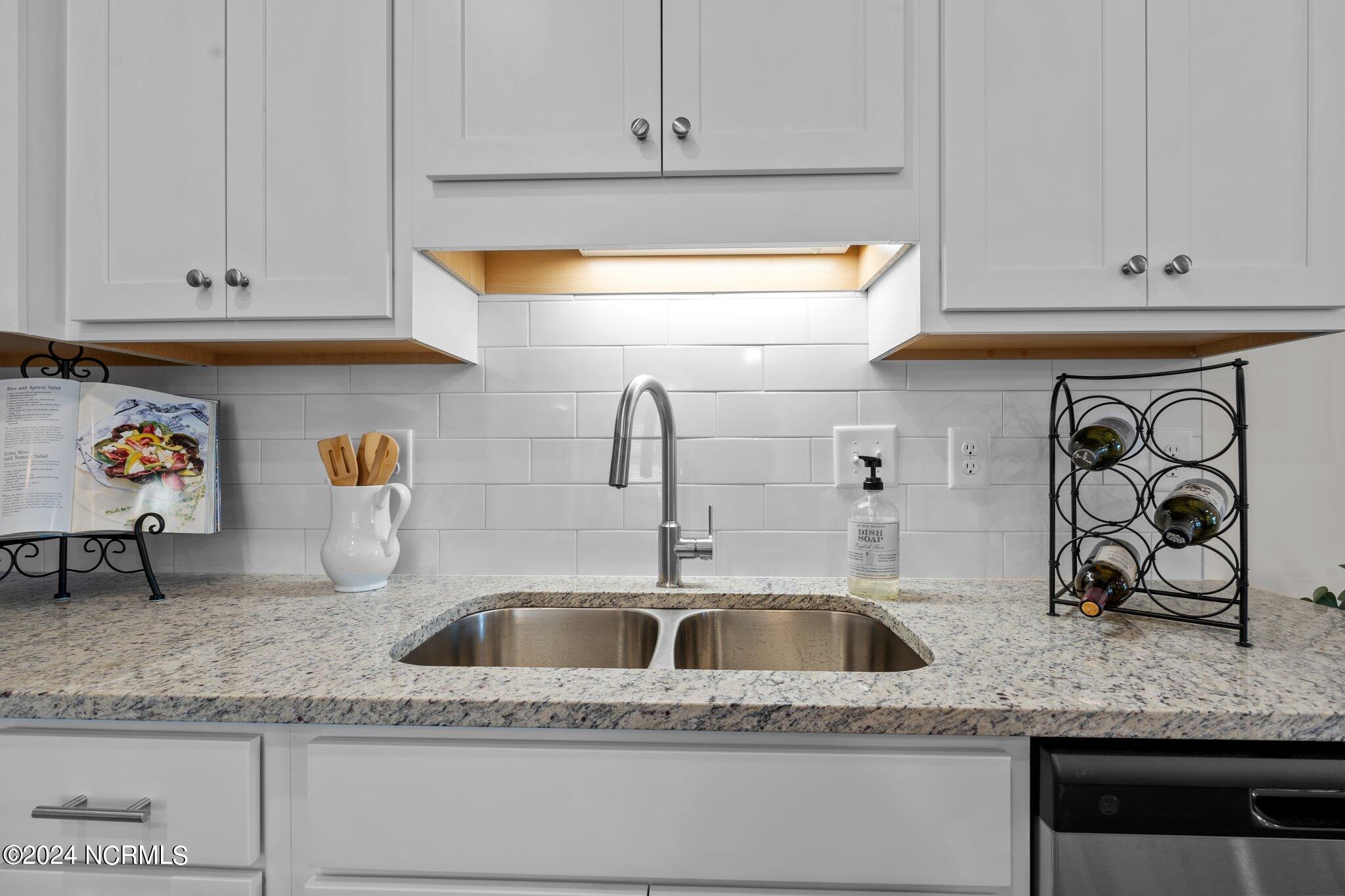 2201 Dartford Drive B