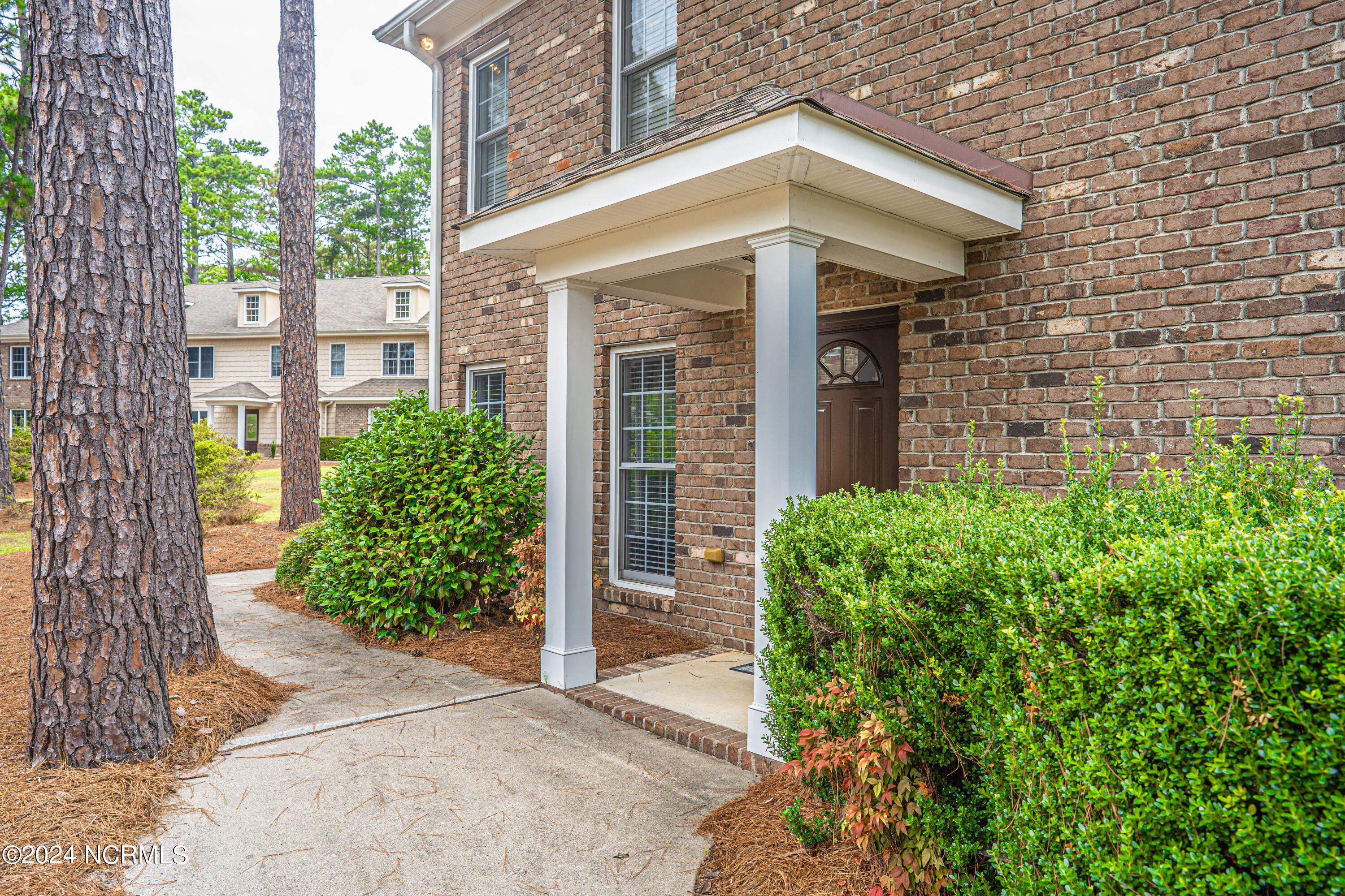 201 Longwood Place